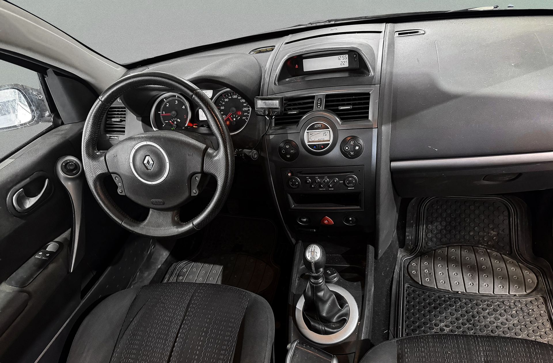 Renault Mégane 1.9 dCi Dynamique - foto 6