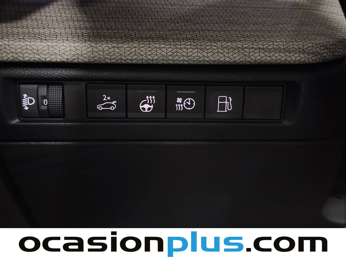Citroën C5 X Citroën C5 X Hybrid 225 Shine Pack e-EAT8 (225 CV) de ocasión