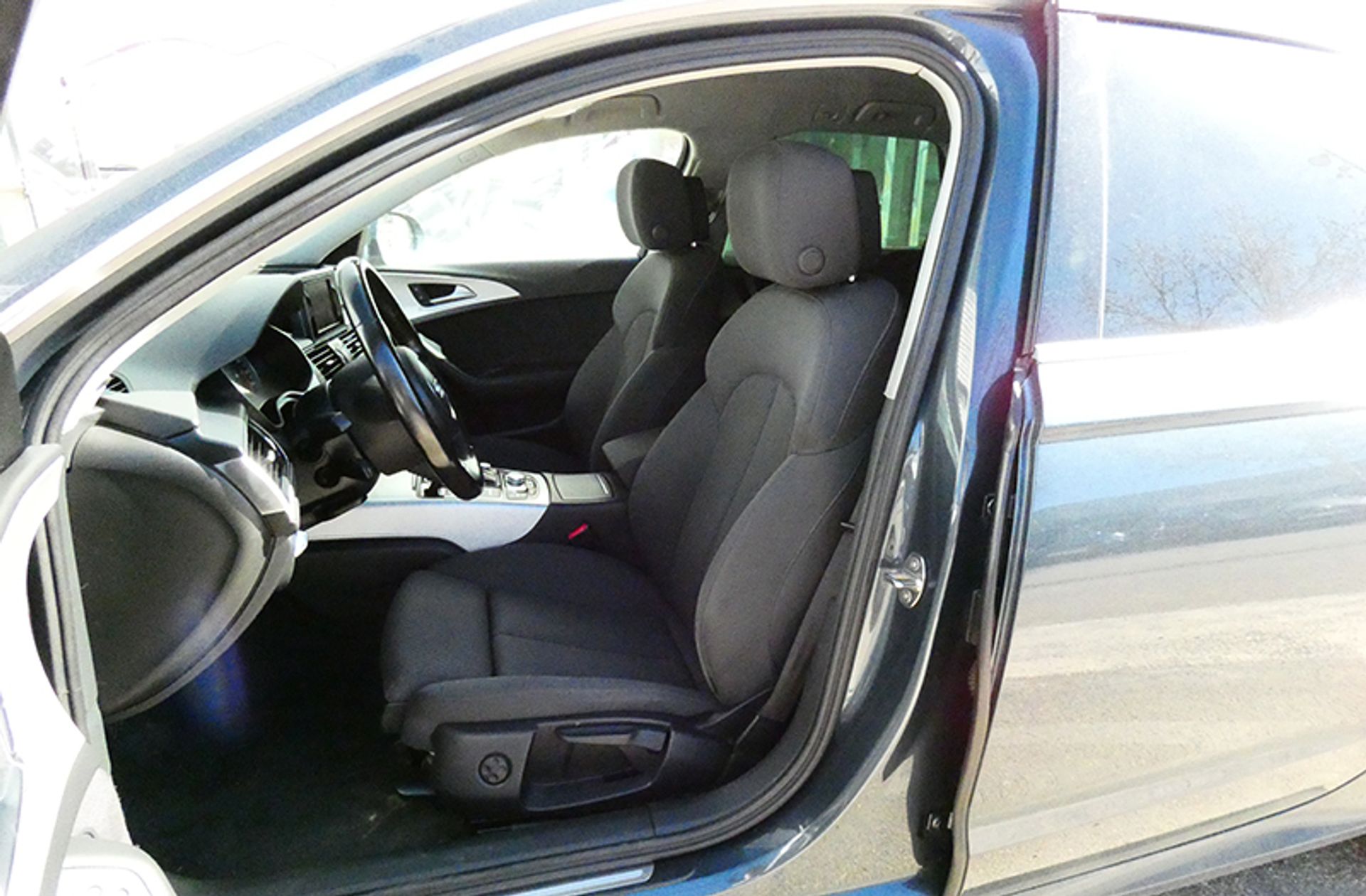 Audi A6 Avant 3.0 TDI quattro S tronic - foto 12