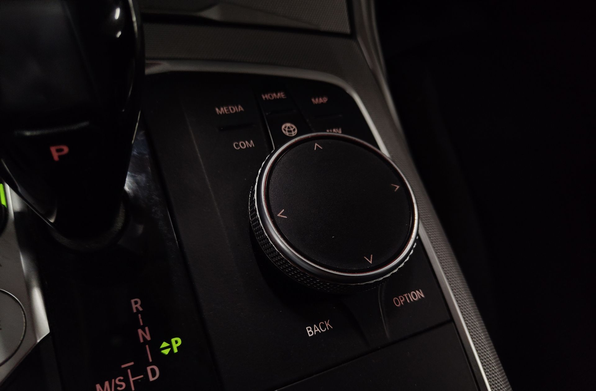 BMW Serie 3 318d - foto 29