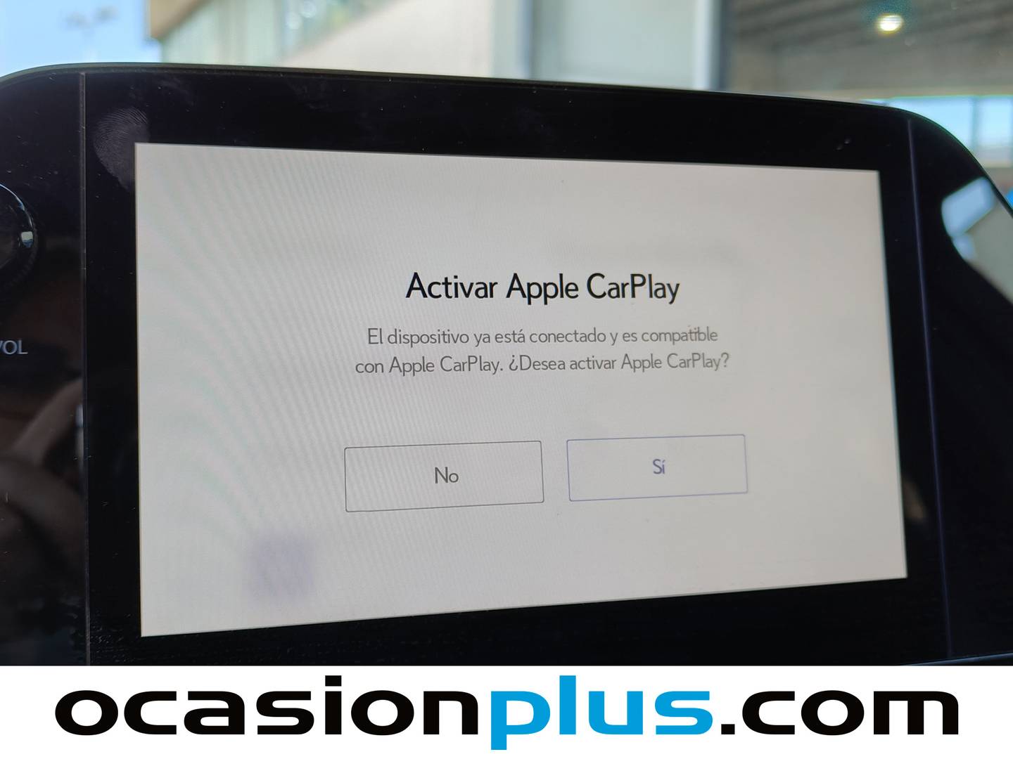 Equipamiento del Lexus UX Lexus UX 250h Business 2WD (184 CV)