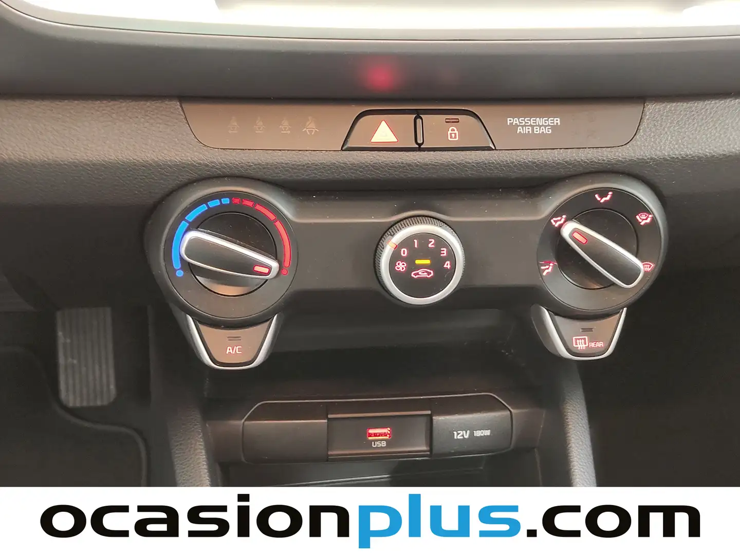 Foto KIA Stonic Kia Stonic 1.2 DPi Concept (79 CV)