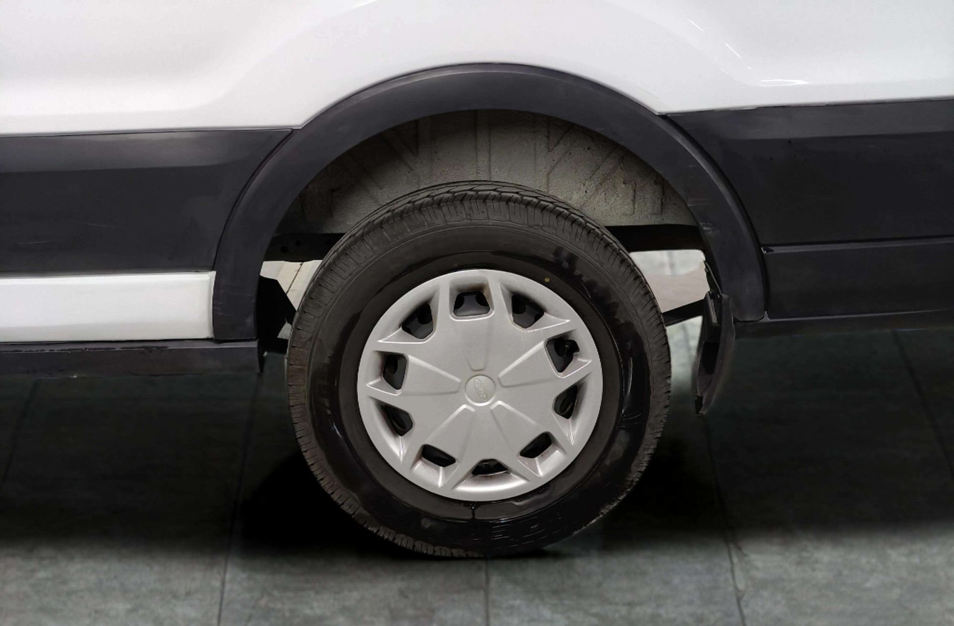 Ford Transit Furgon 350 L3H2 Trend - foto 31