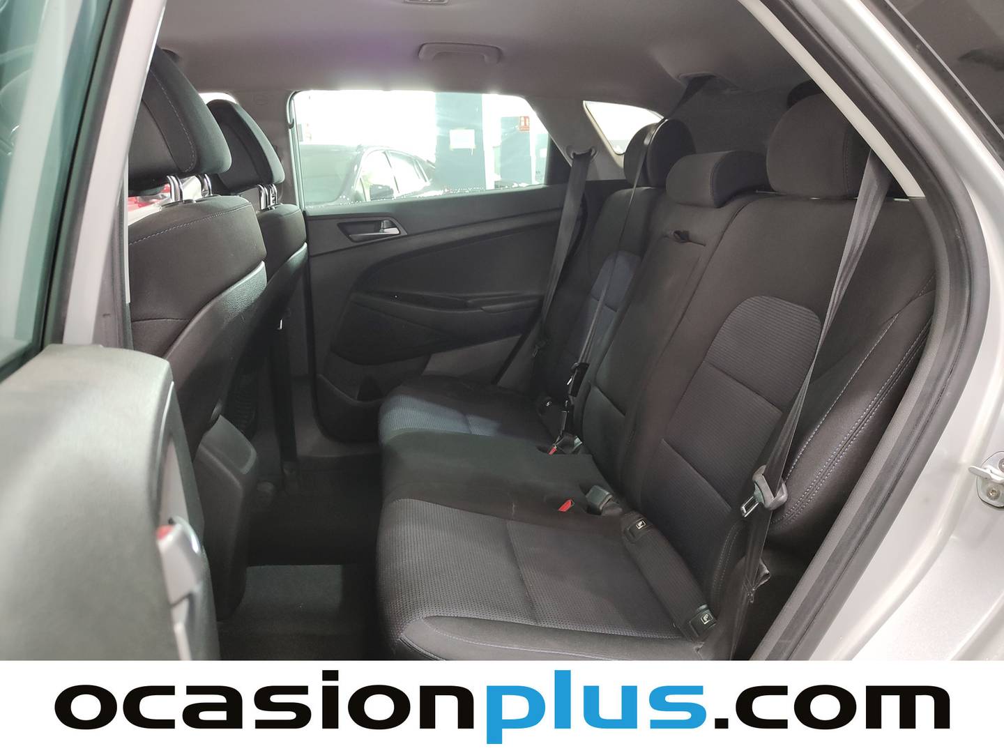 Foto delantera Hyundai Tucson Hyundai Tucson 1.6 GDI BlueDrive Essence 4x2 (131 CV) derecha