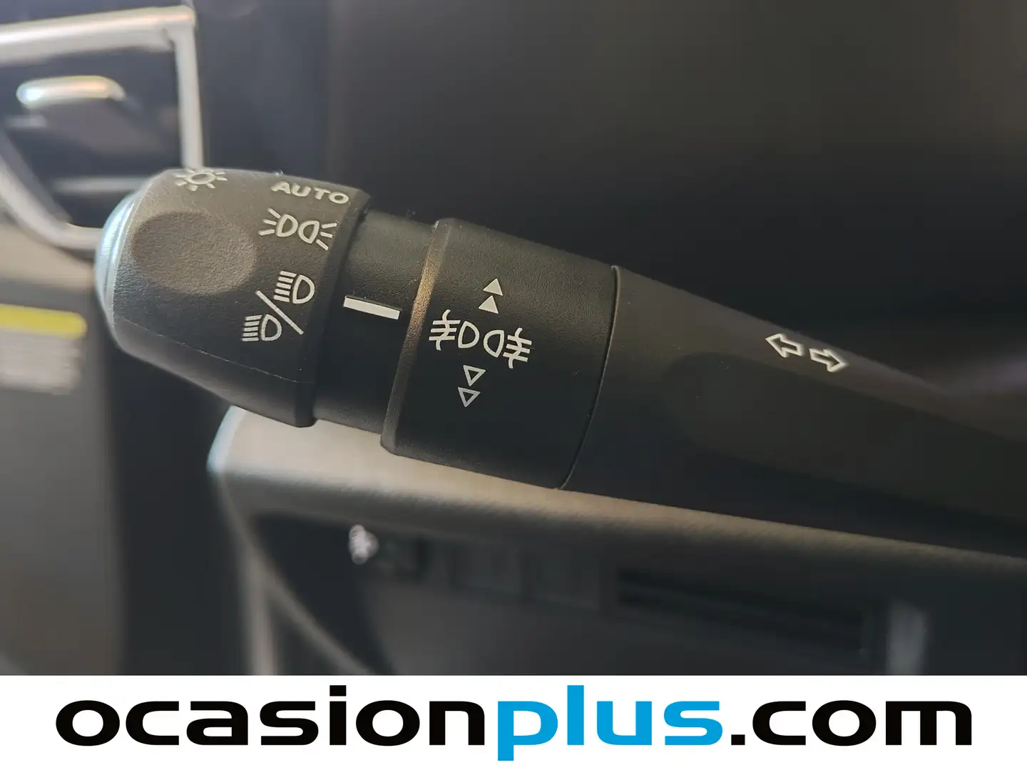 Foto Citroën C4 Citroen C4 PureTech 130 S&S 6v Plus (131 CV)