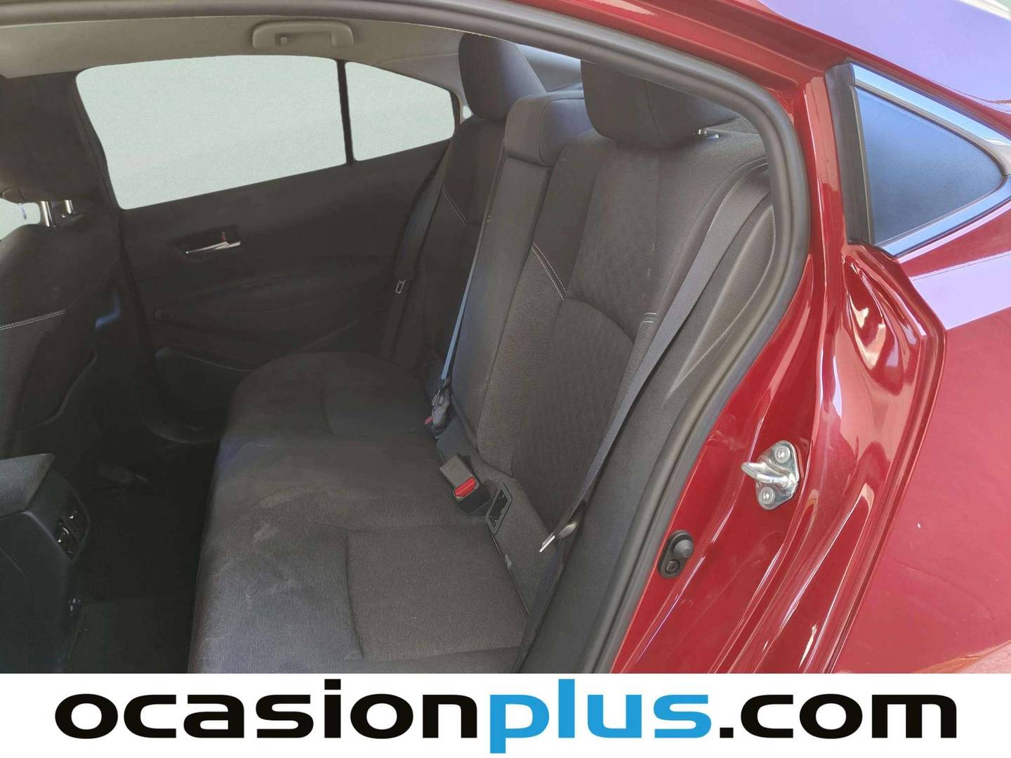 Foto asientos traseros Toyota Corolla Toyota Corolla 140H Style (140 CV)