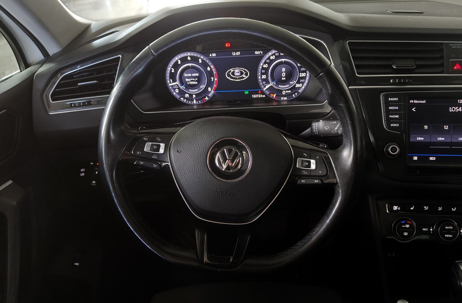 Volkswagen Tiguan 2.0 TSI 4Motion BMT DSG - foto 25