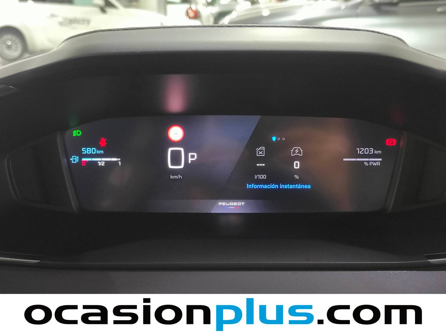 Foto Peugeot 2008 Peugeot 2008 Allure Hybrid eDCS6 (145 CV)