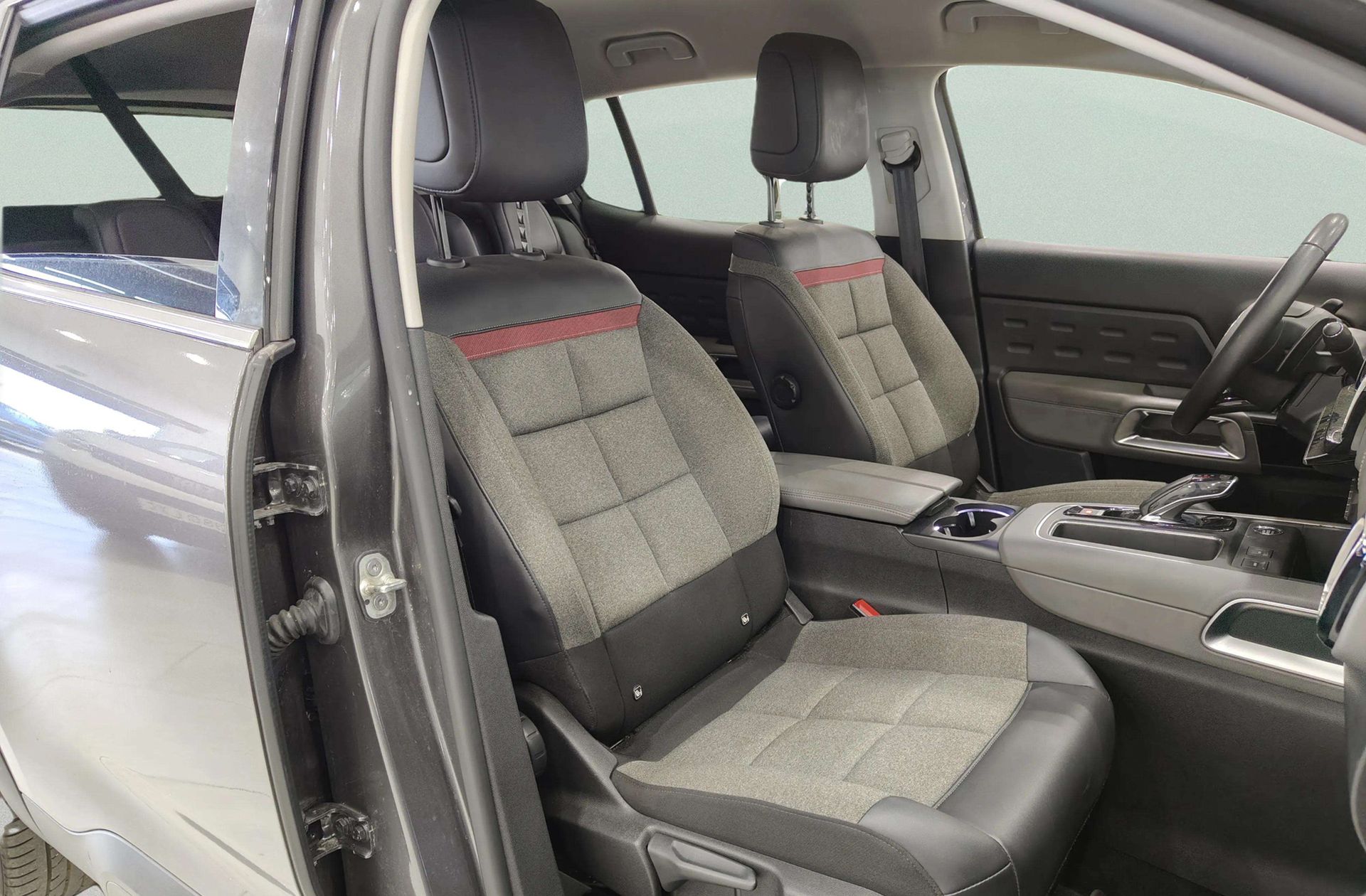 Citroën C5 Aircross BlueHDi 130 C Series EAT8 - foto 19