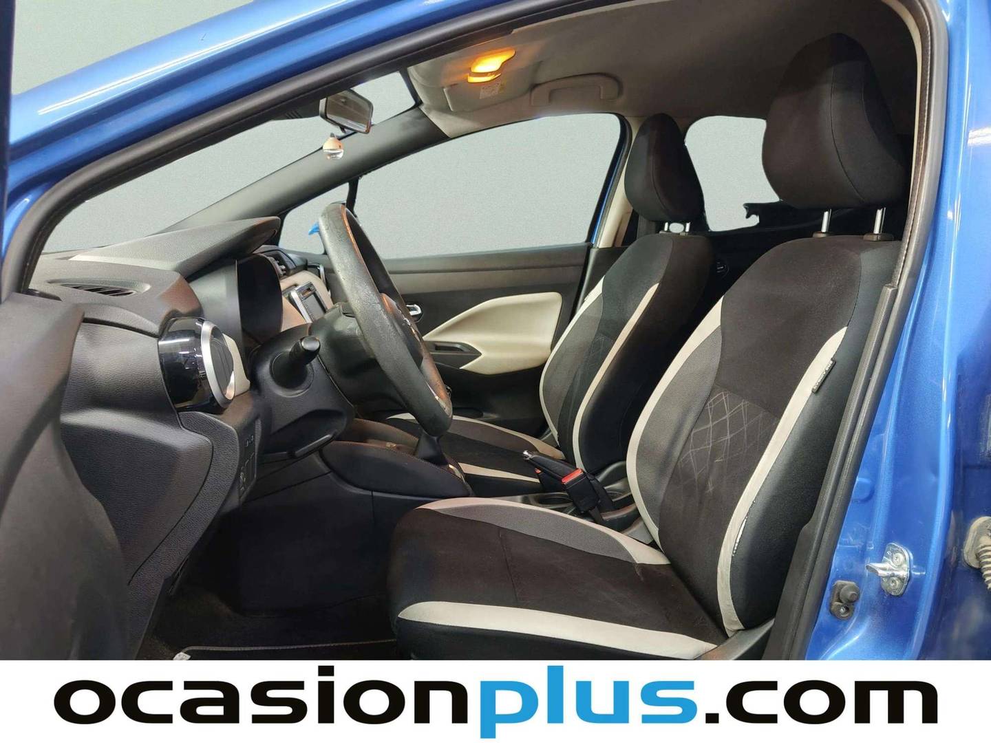 Foto asientos delanteros Nissan Micra Nissan Micra 1.0 G Acenta (71 CV)