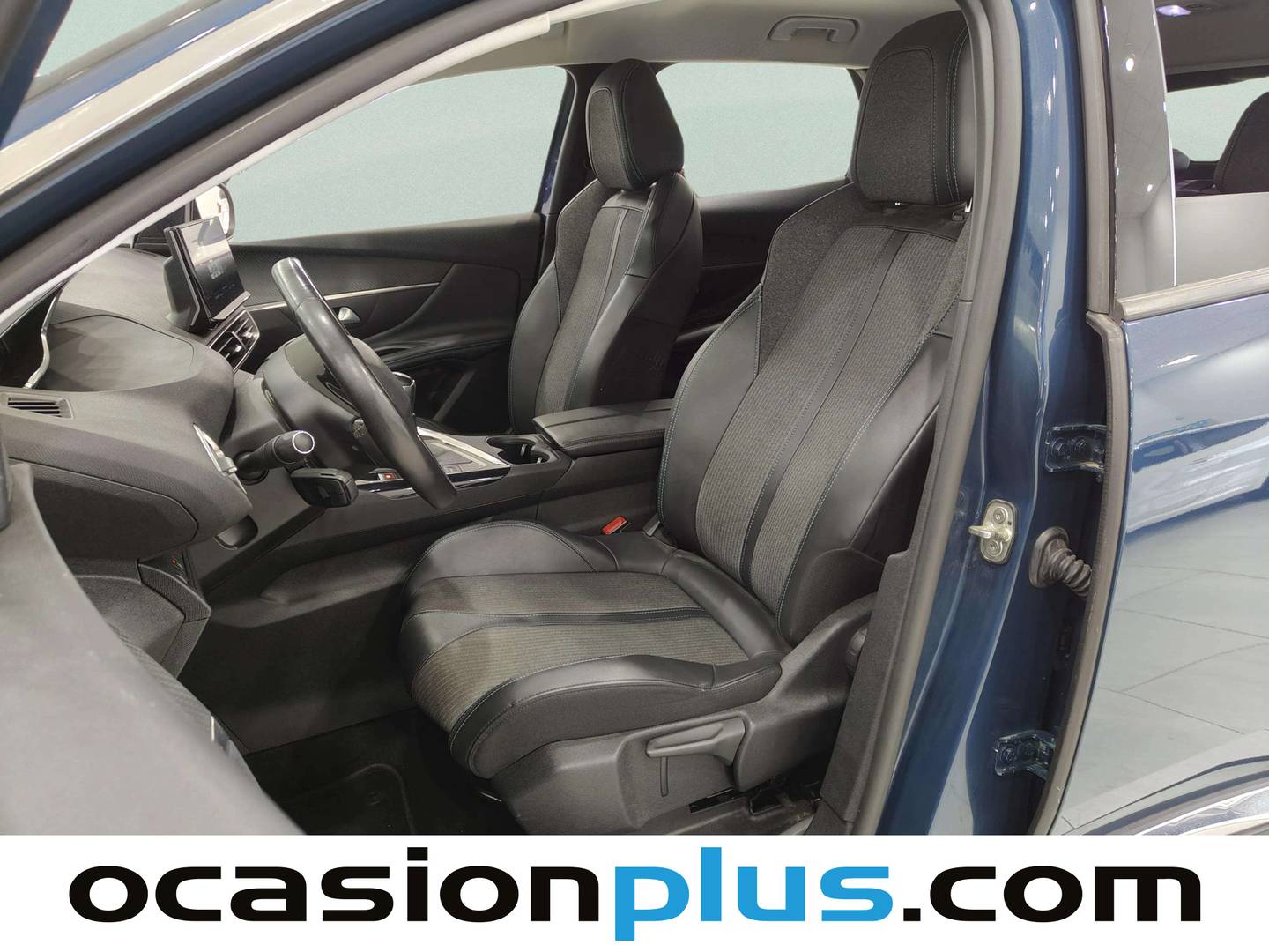 Foto asientos delanteros Peugeot 3008 Peugeot 3008 BlueHDI 130 S&S Allure (130 CV)