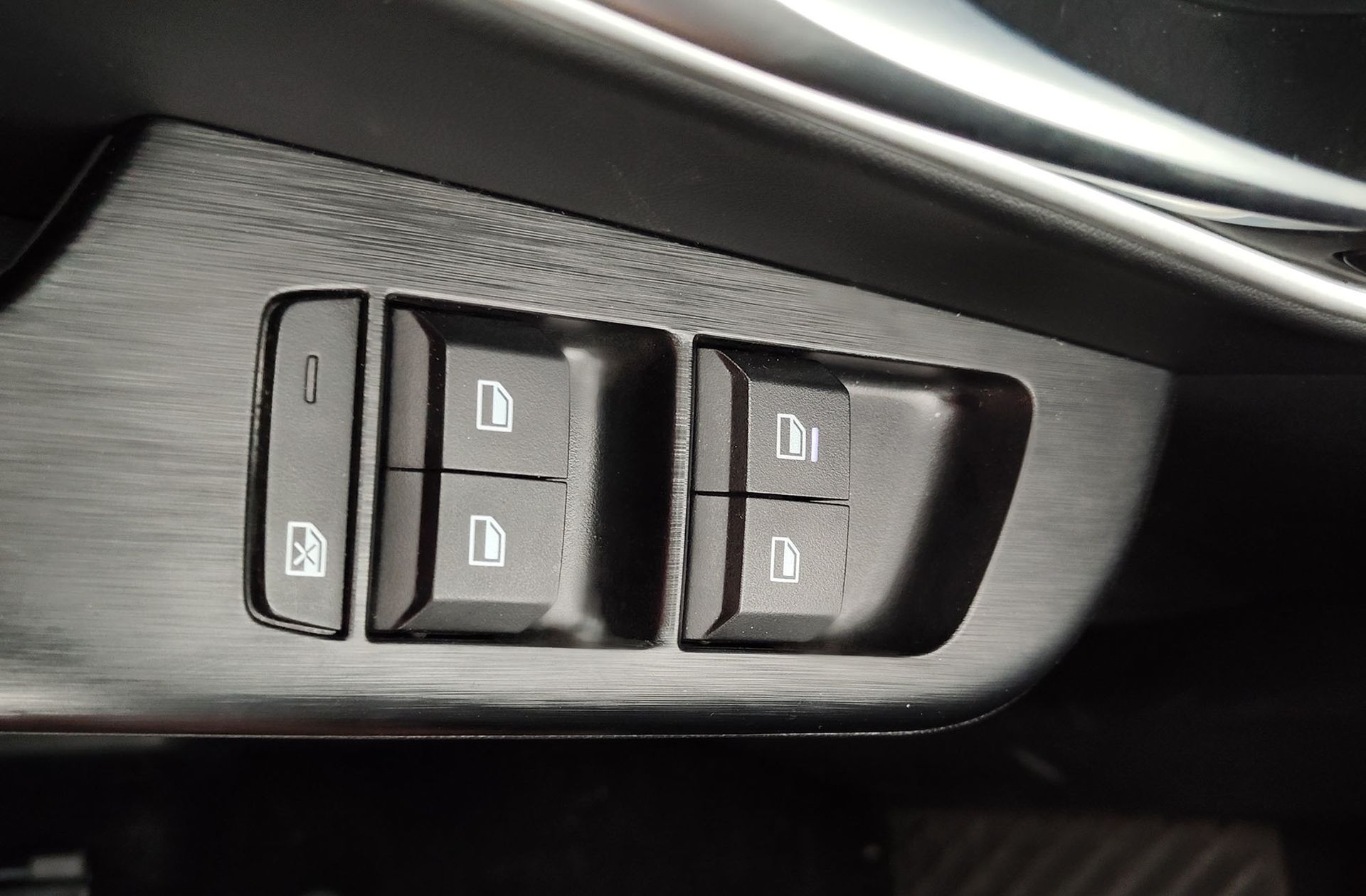 MG ZS 1.5 Hybrid+ Luxury - foto 28