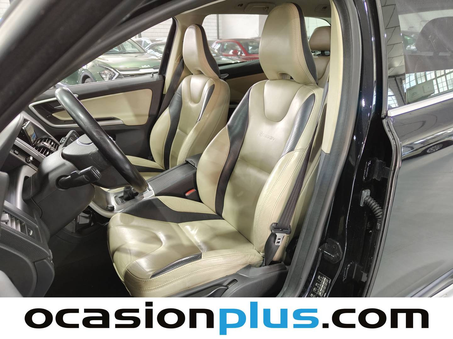 Foto asientos delanteros Volvo XC60 Volvo XC60 D5 R-Design AWD Auto (205 CV)