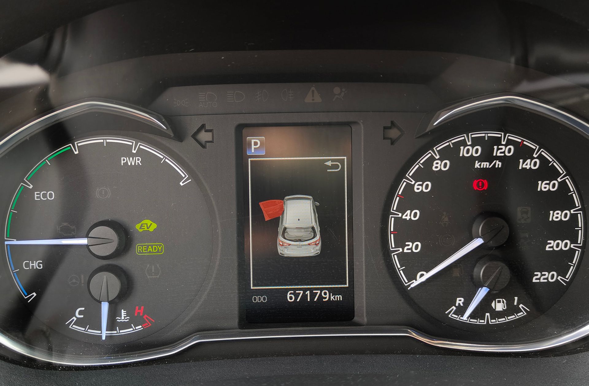 Toyota Yaris 100H Feel - foto 23