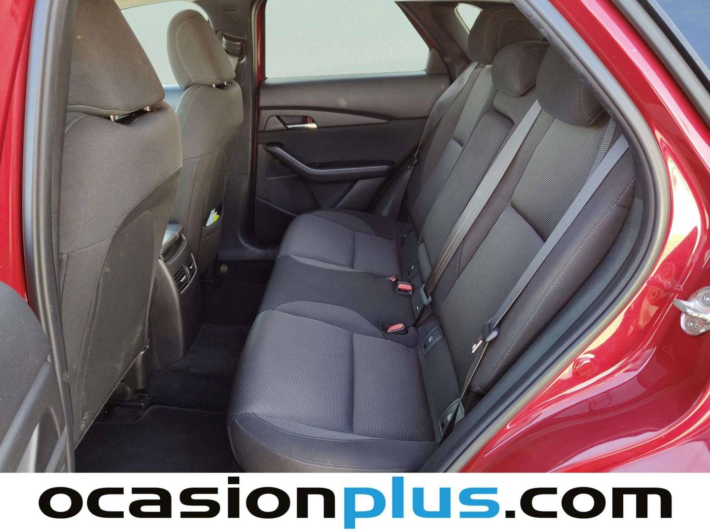 Foto asientos traseros Mazda CX-30 Mazda CX-30 2.0 e-Skyactiv-X Zenith (186 CV)