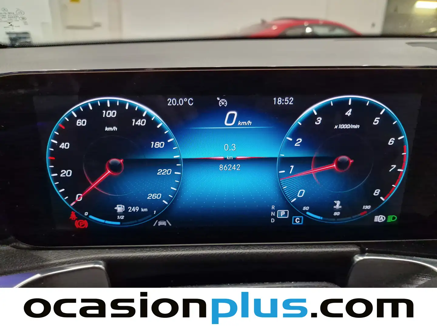 Foto Mercedes GLB Mercedes-Benz GLB 180 (136 CV)