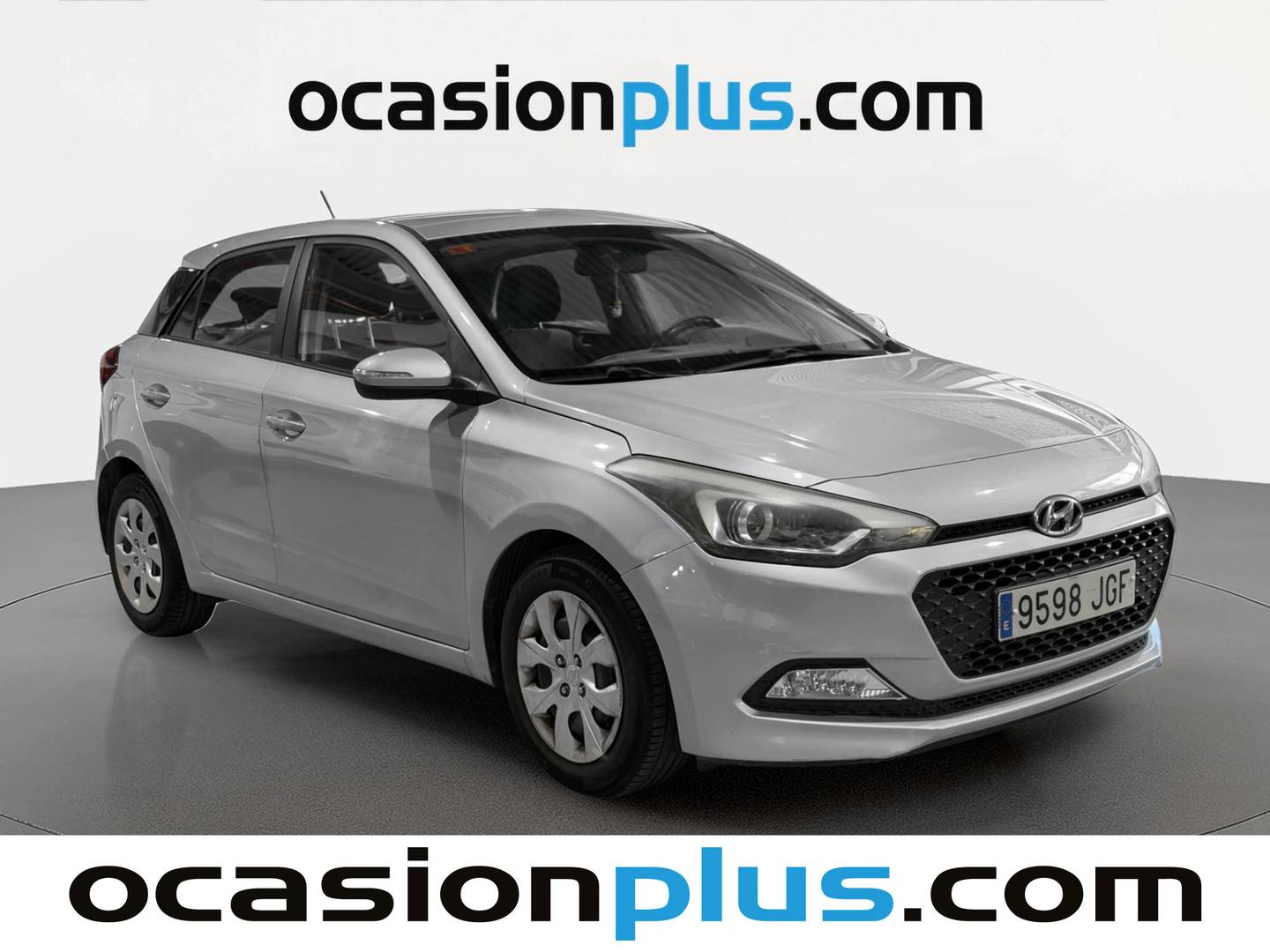 Foto delantera Hyundai i20 Hyundai i20 1.2 MPI Klass (84 CV) derecha