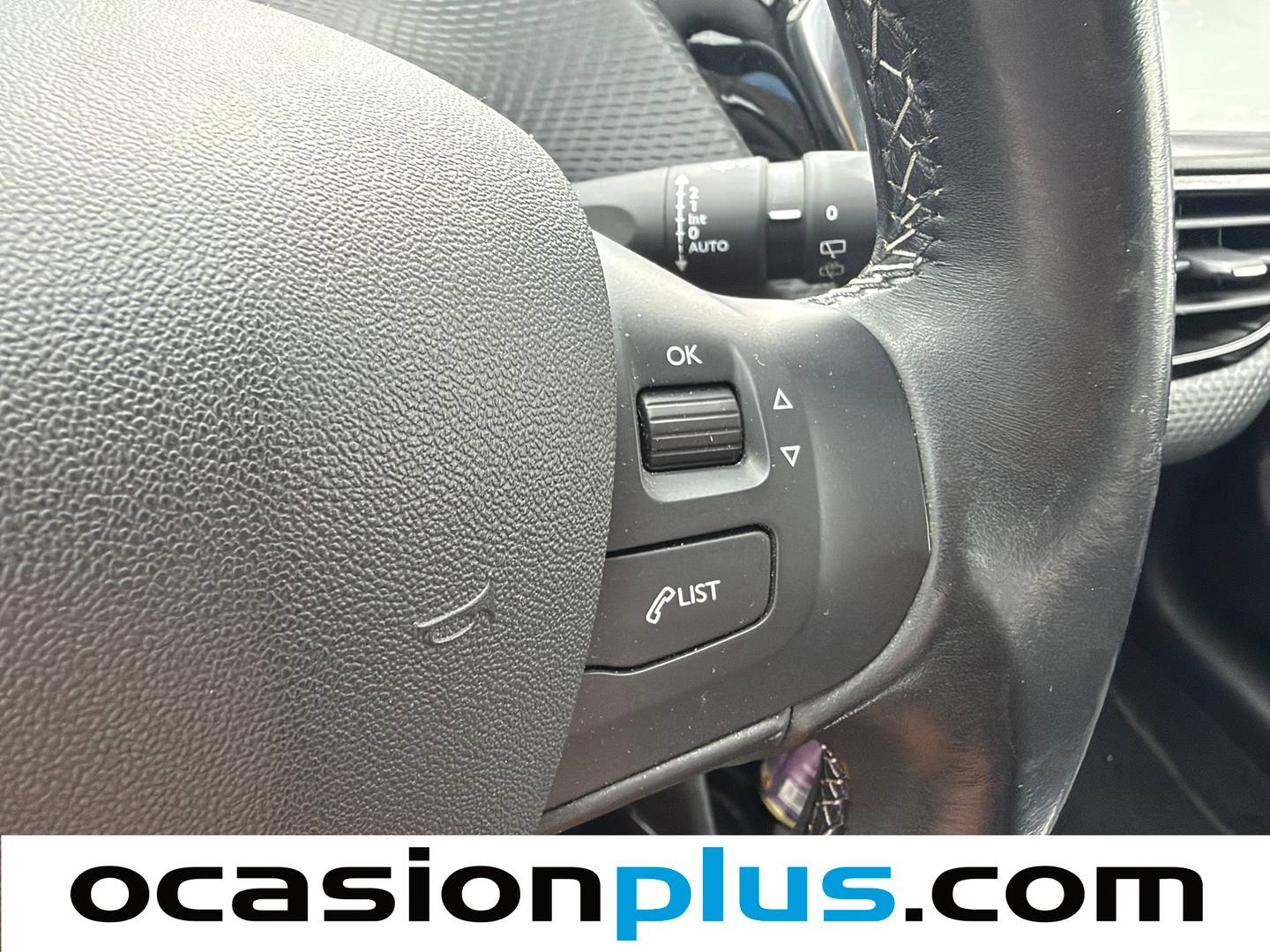 Peugeot 2008 Peugeot 2008 BlueHDi 100 Allure (100 CV) de segunda mano