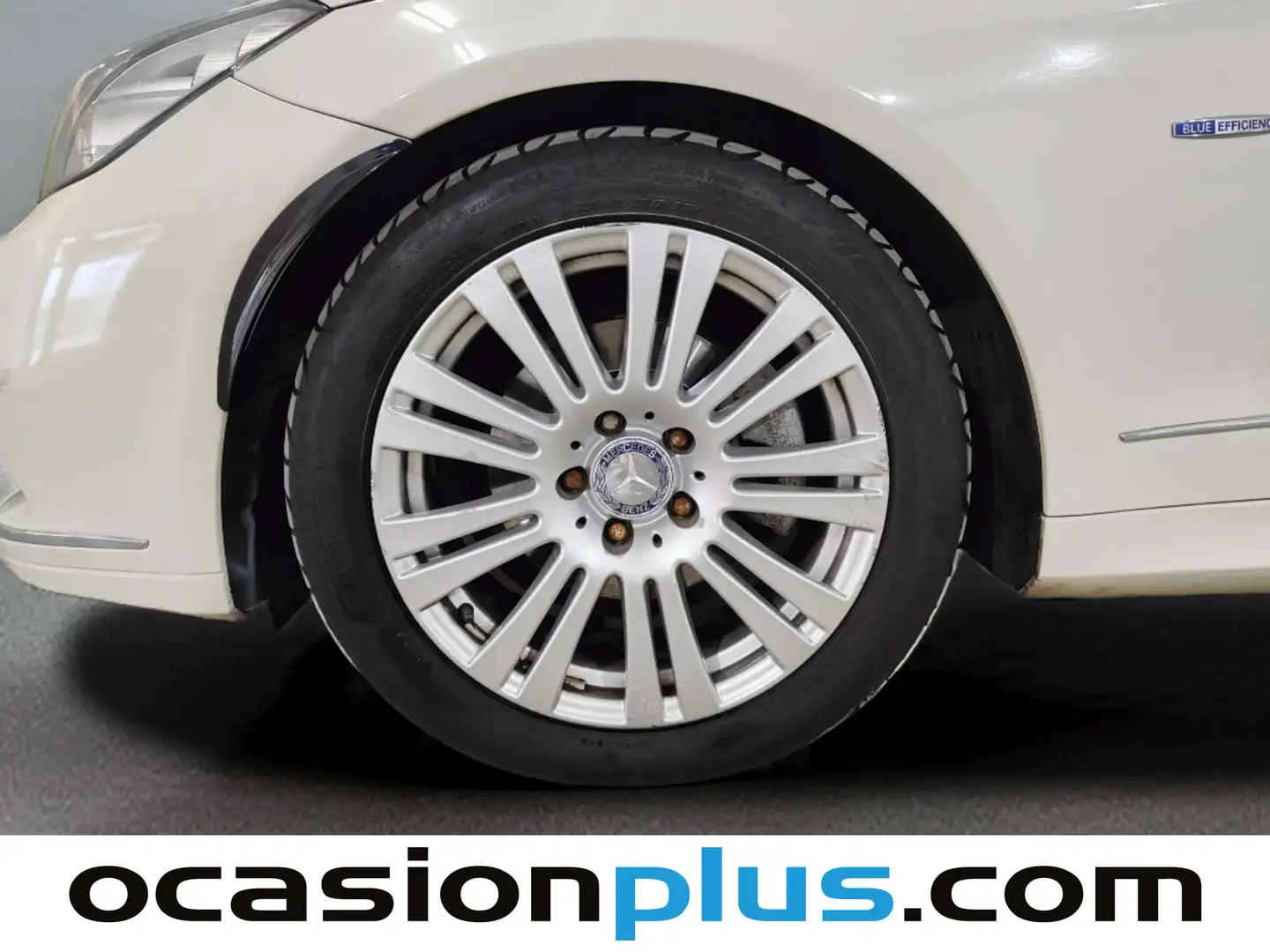 Foto Mercedes Clase E Mercedes-Benz Clase E E 220 CDI Coupe Blue Efficiency Avantgarde (170 CV) Paquete AMG