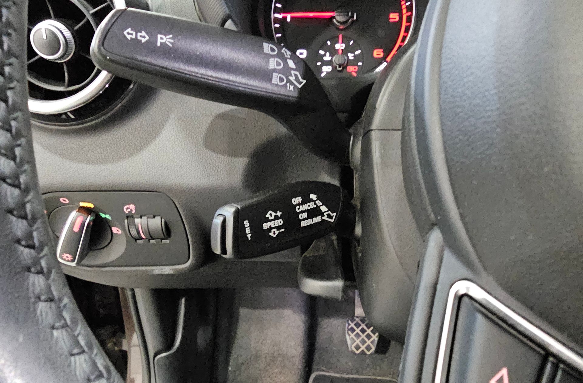 Audi A1 Adrenalin2 1.6 TDI - foto 30