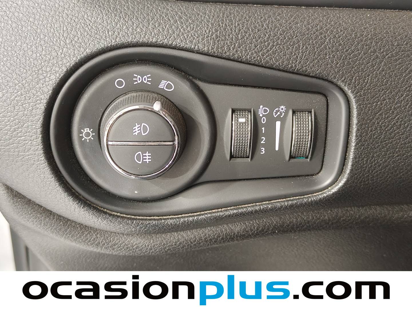 Foto Jeep Renegade Jeep Renegade 1.6 Multijet Longitude 4x2 DDCT E6 (120 CV)