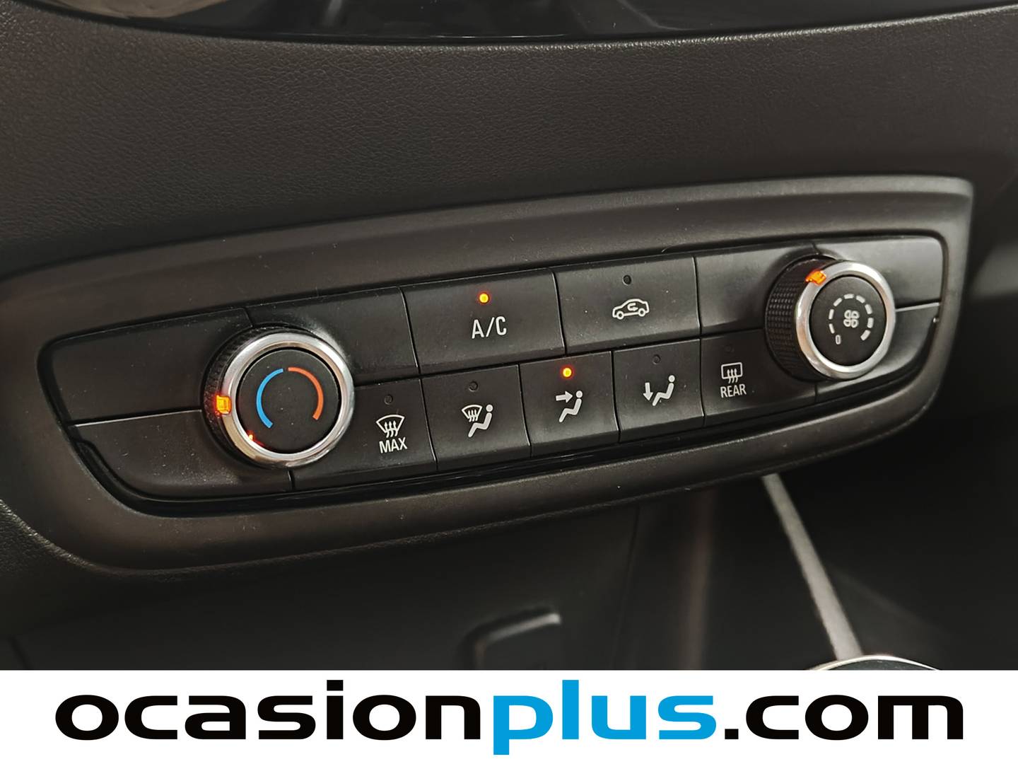 Equipamiento del Opel Crossland X Opel Crossland X 1.2 S&S Design Line 120 Aniversario Auto (110 CV)