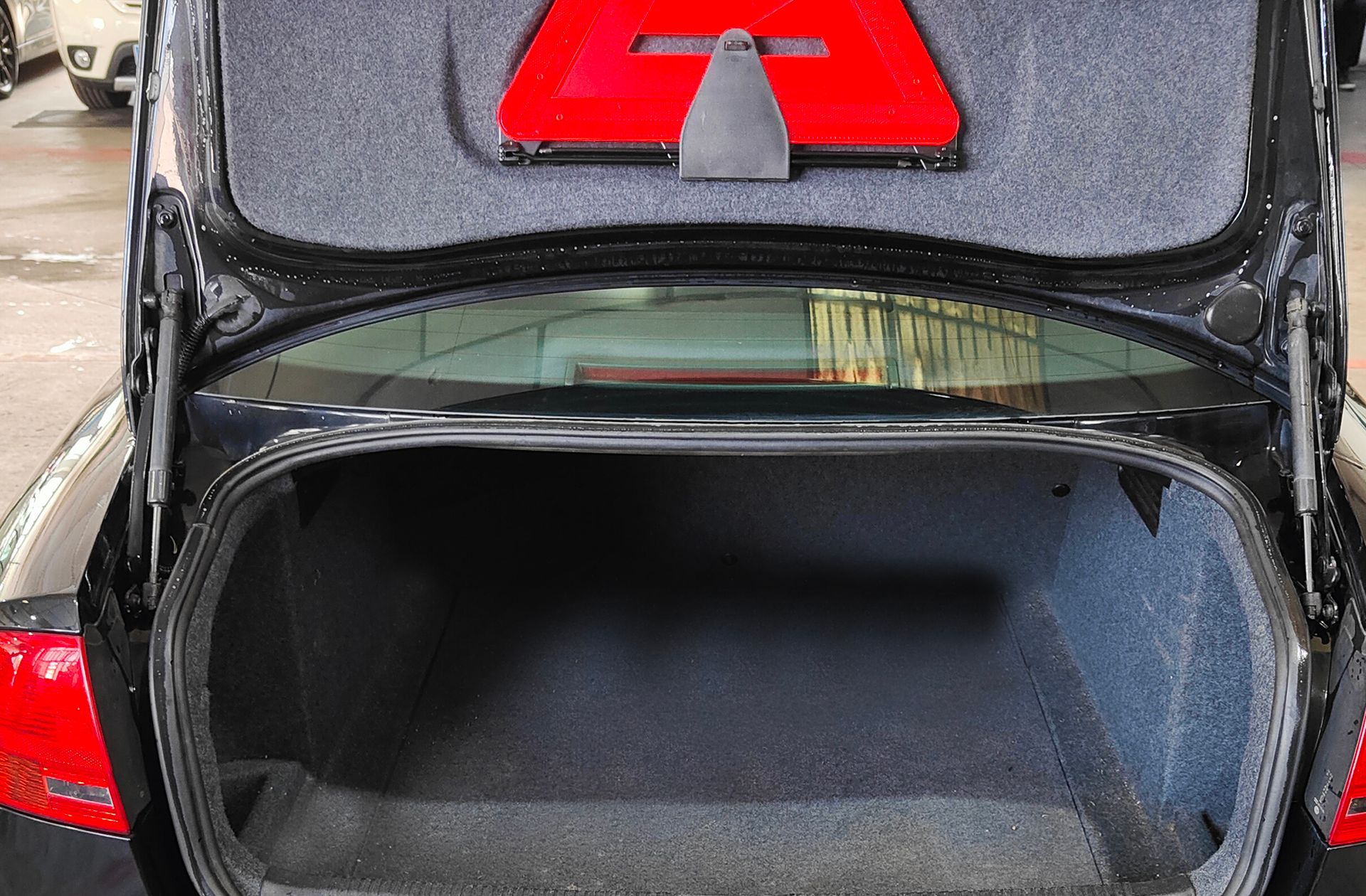 Audi A4 1.9 TDI - foto 12