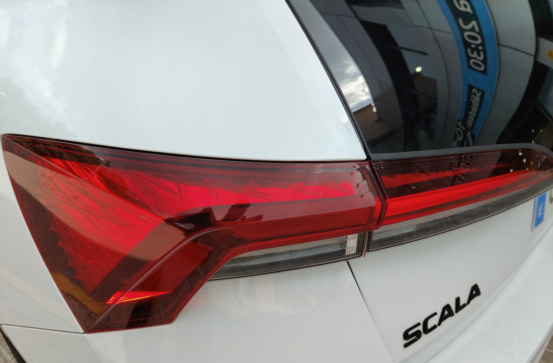 Škoda Scala 1.5 TSI Monte Carlo - foto 18