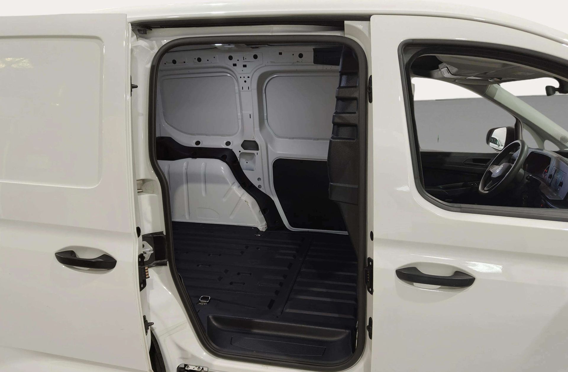 Volkswagen Caddy Cargo 2.0 TDI - foto 12