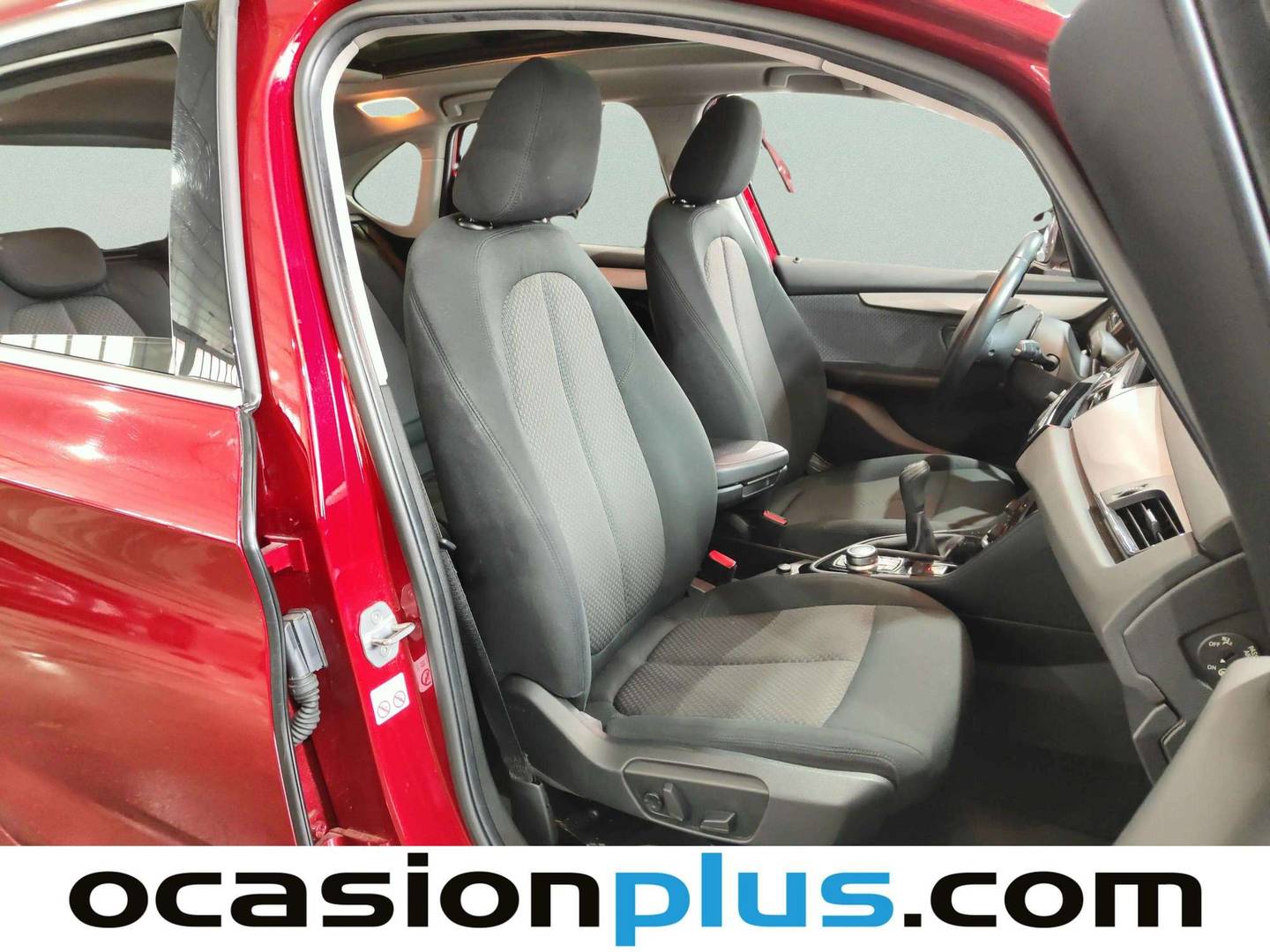 Foto BMW Serie 2 Active Tourer BMW Serie 2 218i Active Tourer (140 CV)