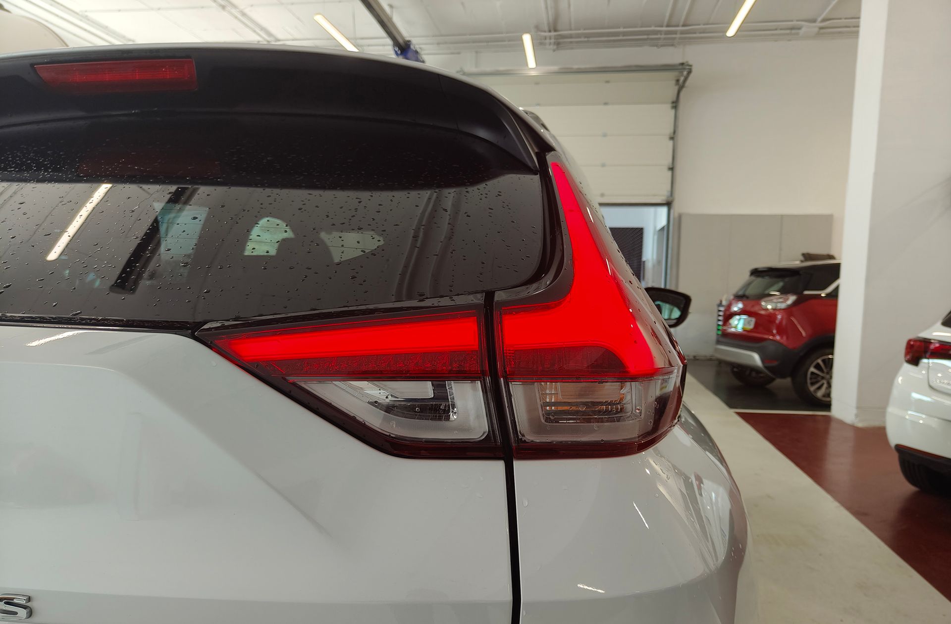 Mitsubishi Eclipse Cross 2.4 PHEV Kaiteki+ 4WD - foto 19
