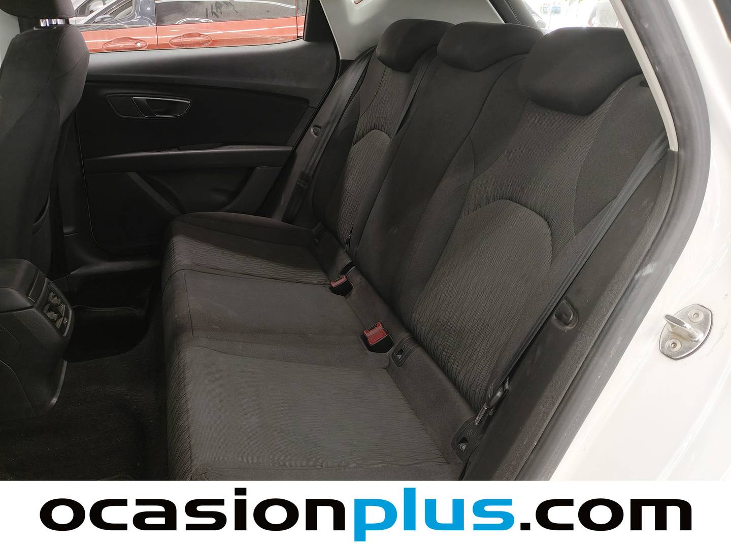 Foto asientos traseros Seat León Seat León 1.2 TSI S&S Style (110 CV)