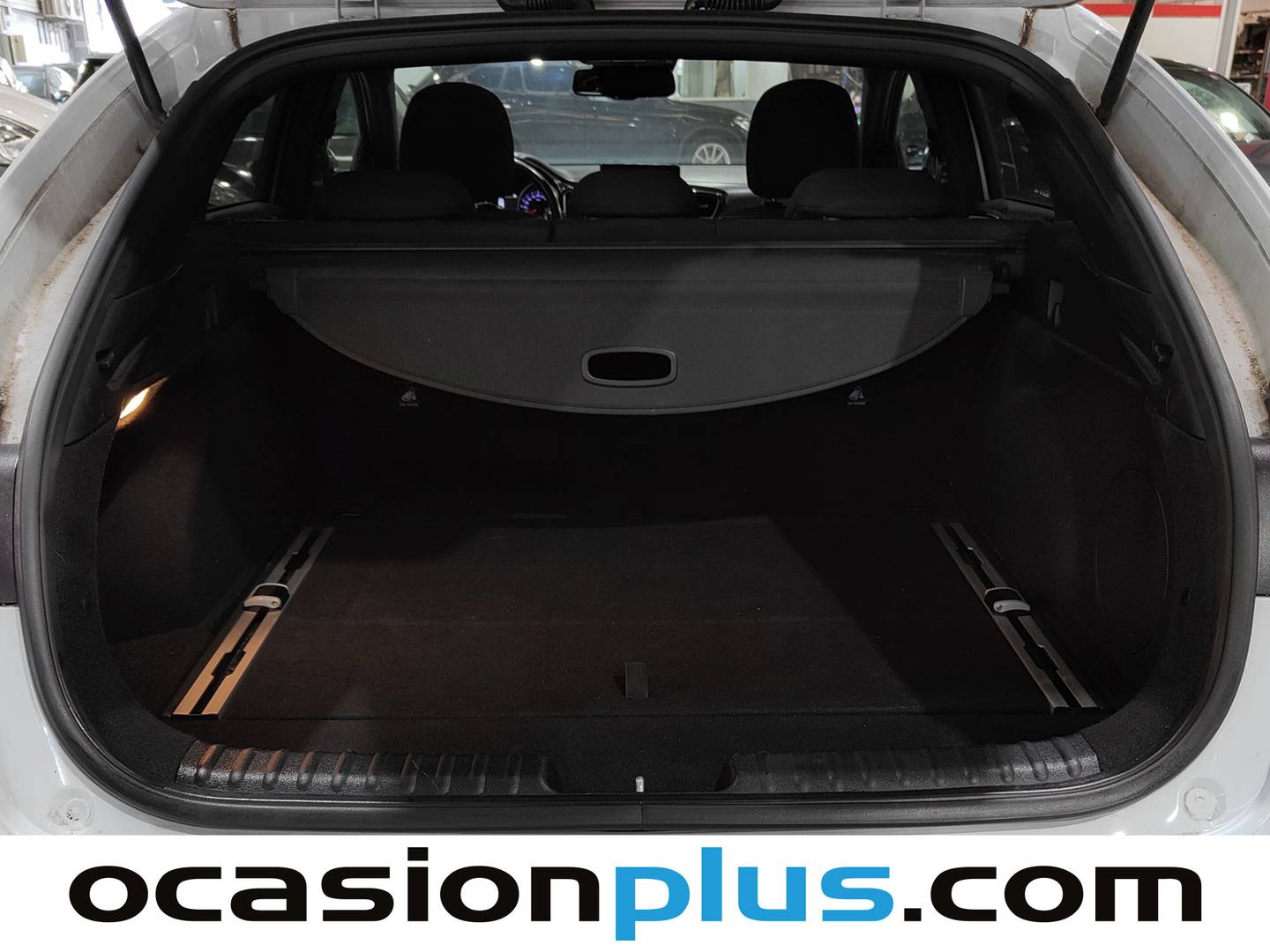 Foto KIA ProCeed Kia ProCeed 1.0 T-GDi GT Line (120 CV)