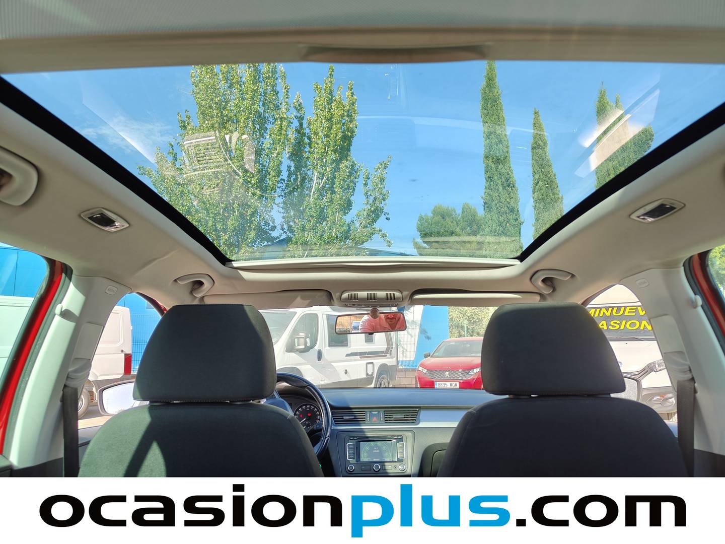 Extras y acabados del Skoda Spaceback Skoda Spaceback 1.6 TDI CR Ambition (90 CV)