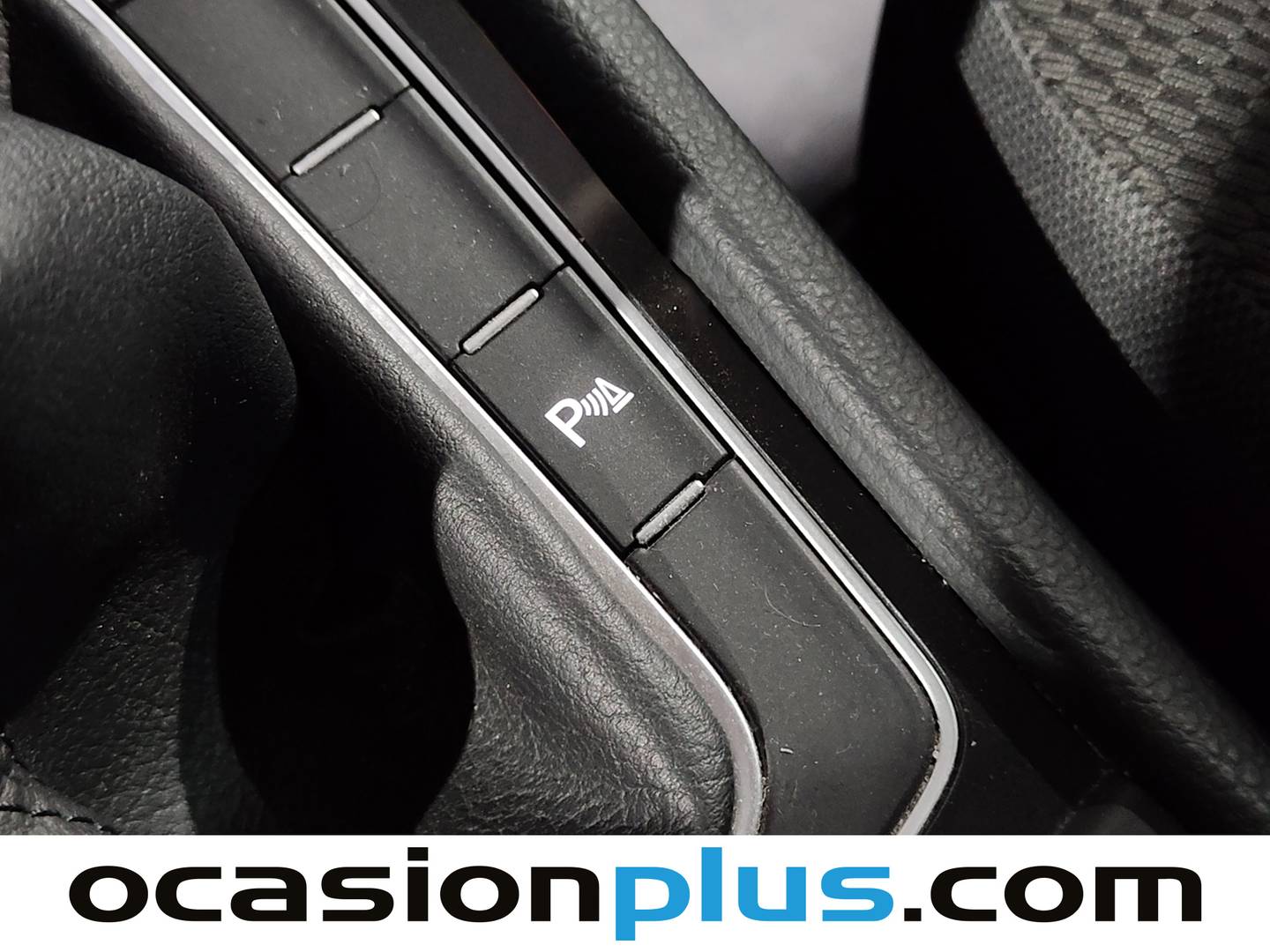 Equipamiento del Volkswagen Golf Volkswagen Golf Advance 1.4 TSI (125 CV)