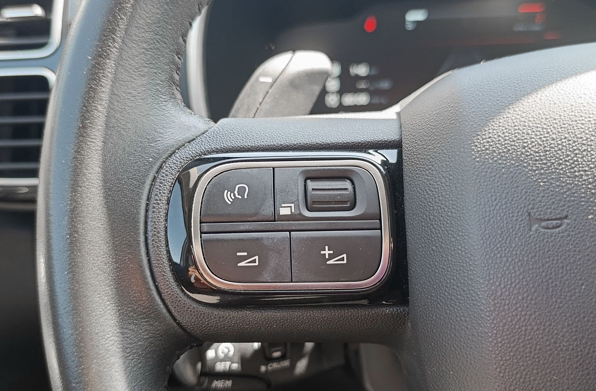 Citroën C5 Aircross BlueHDi 130 Feel EAT8 - foto 31