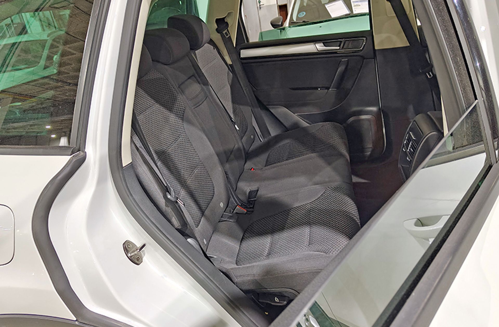 Volkswagen Touareg Pure 3.0 TDI BMT tiptronic - foto 16