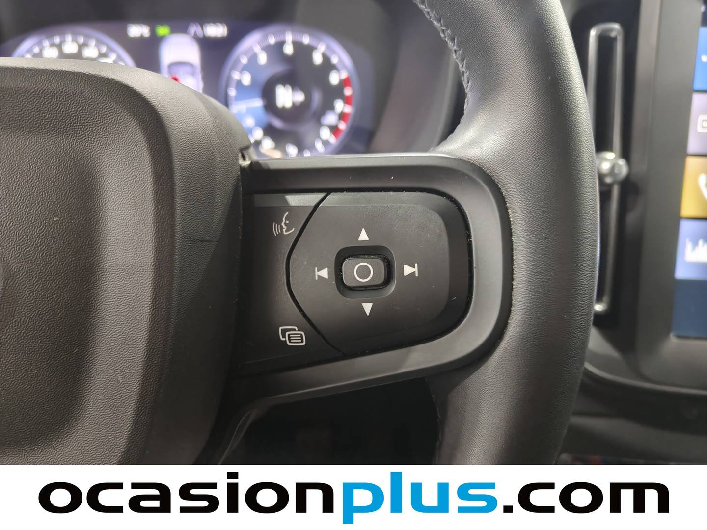 Foto Volvo XC40 Volvo XC40 T2 Essential (129 CV)