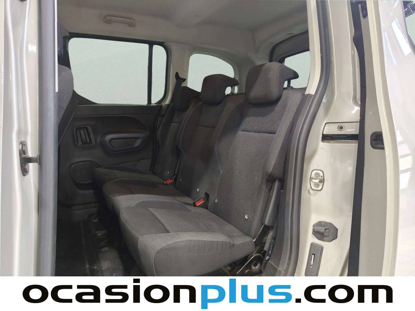 Foto asientos traseros Peugeot Rifter Peugeot Rifter BlueHDi 130 Allure Standard EAT8 (130 CV)