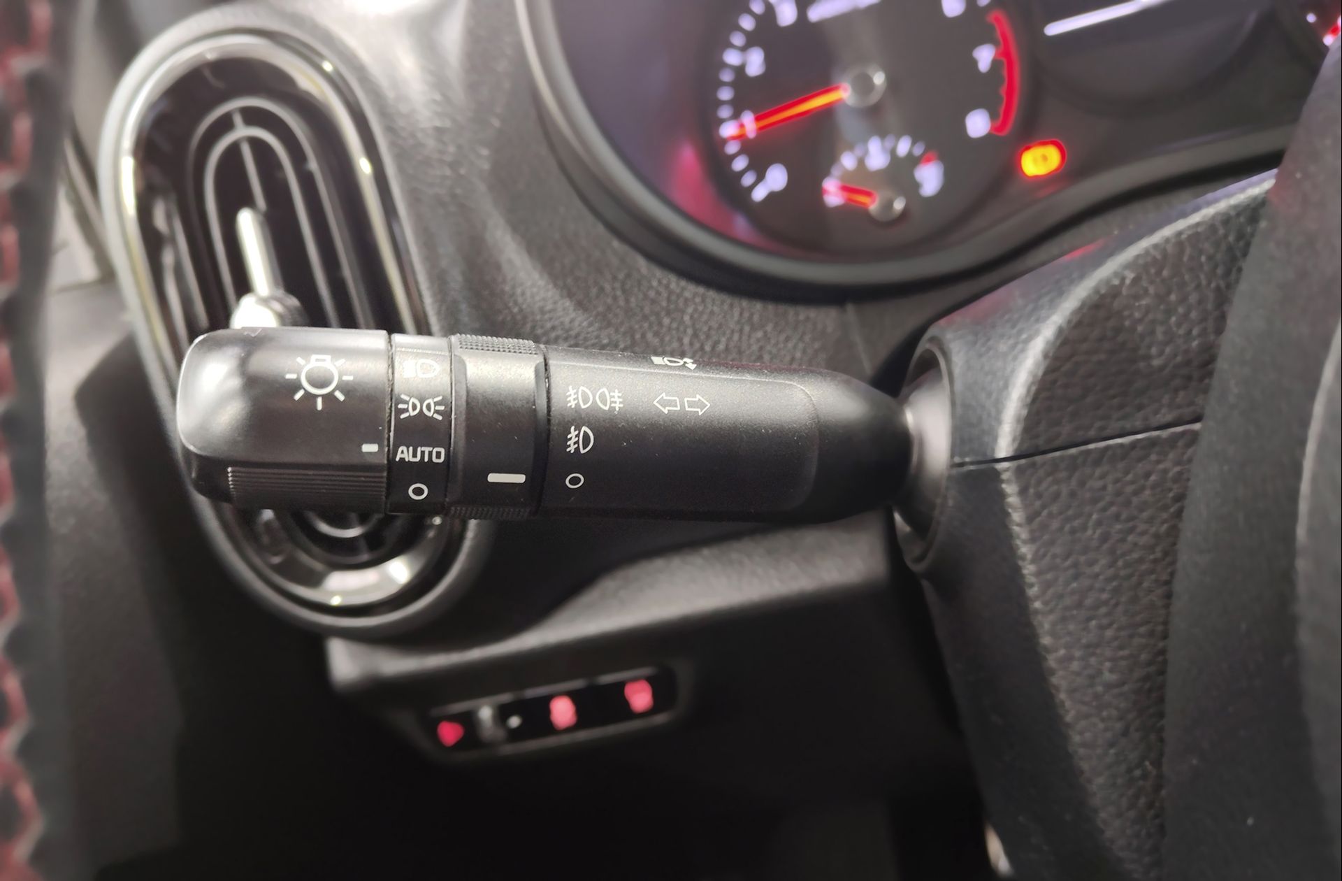 Kia Picanto 1.0 Cvvt GT Line - foto 23
