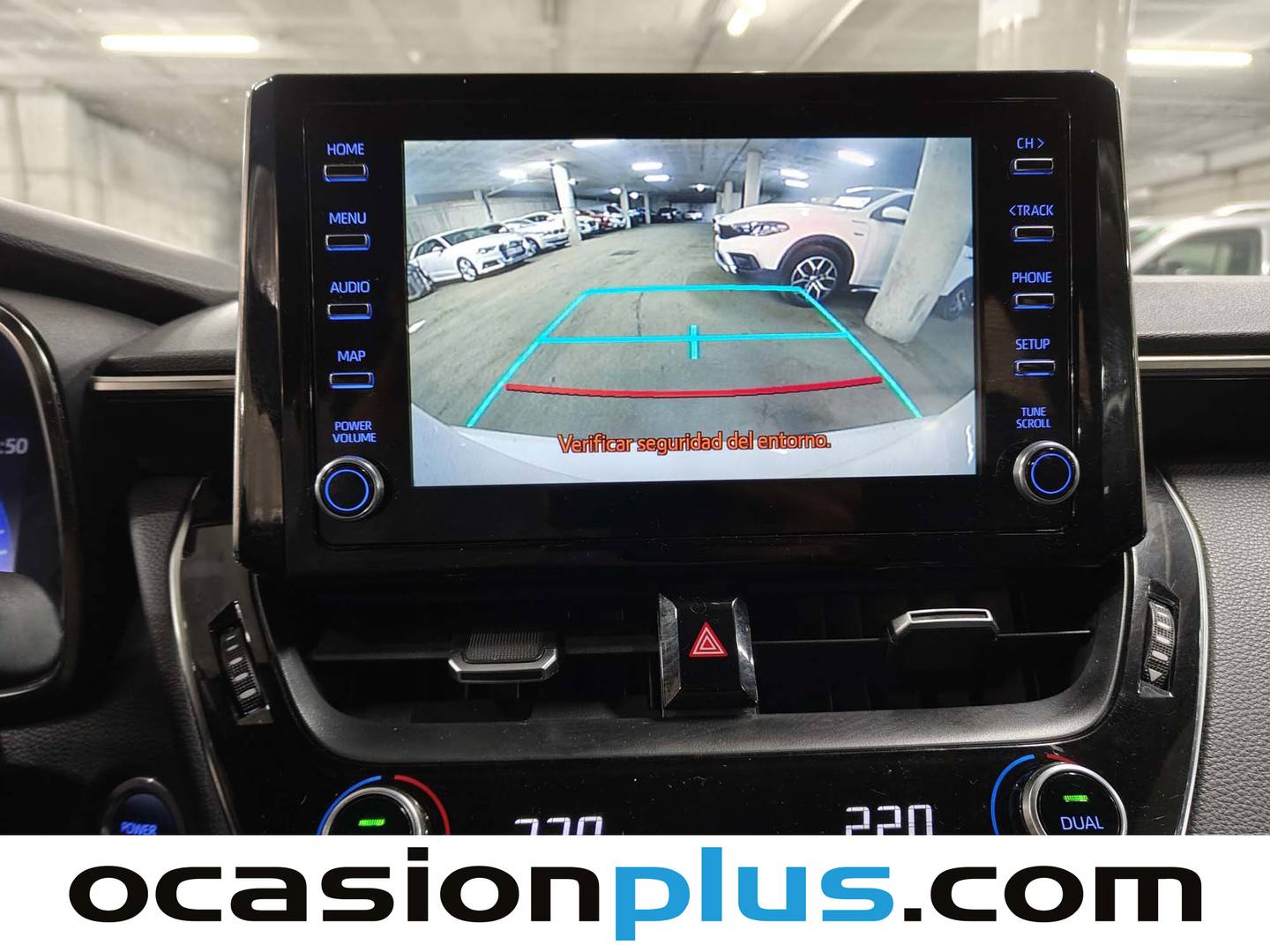 Extras y acabados del Toyota Corolla Toyota Corolla 1.8 125 Híbrido Active Tech E-CVT (122 CV)