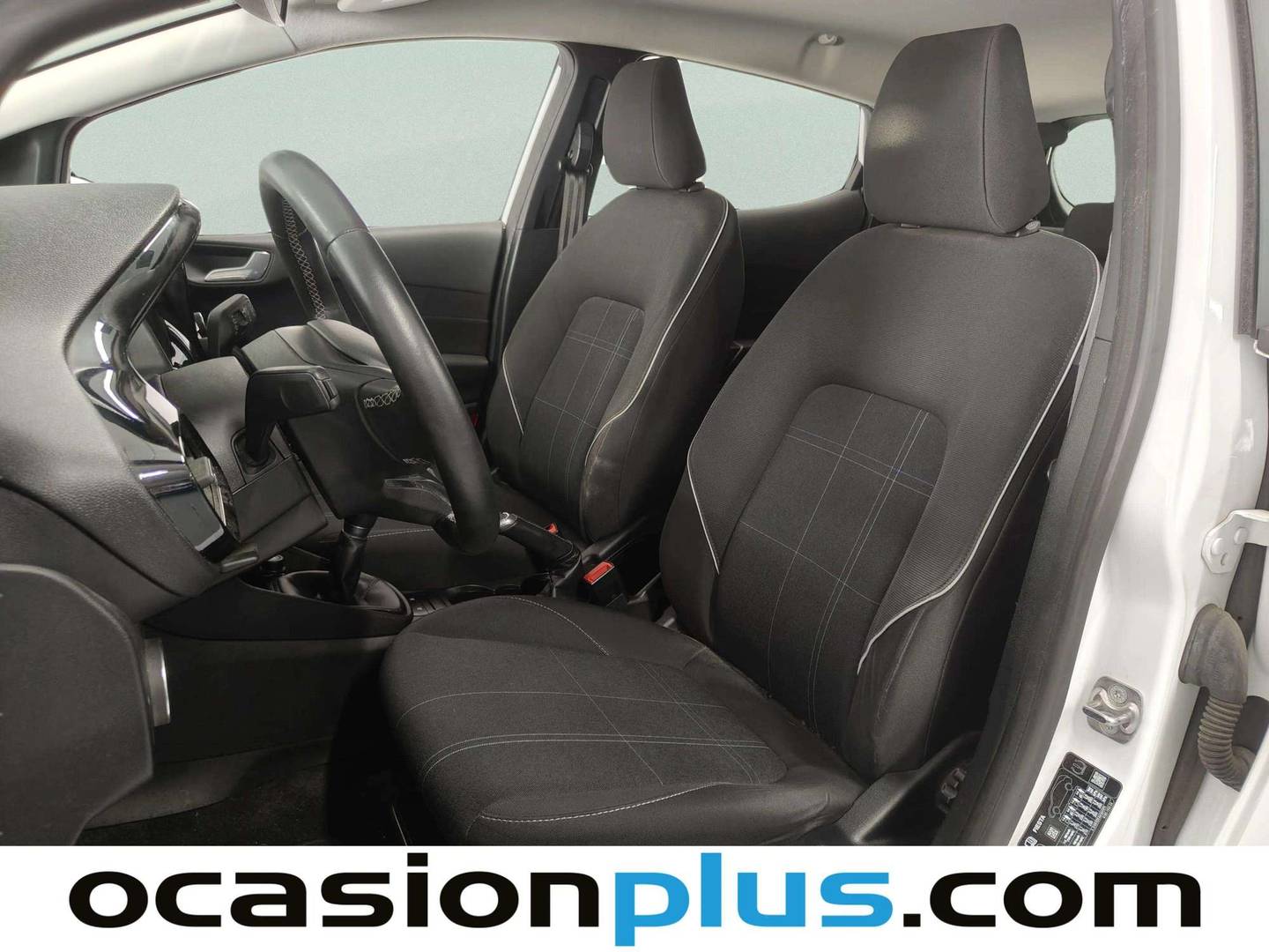 Foto asientos delanteros Ford Fiesta Ford Fiesta 1.1 Ti-VCT Trend+ (85 CV)