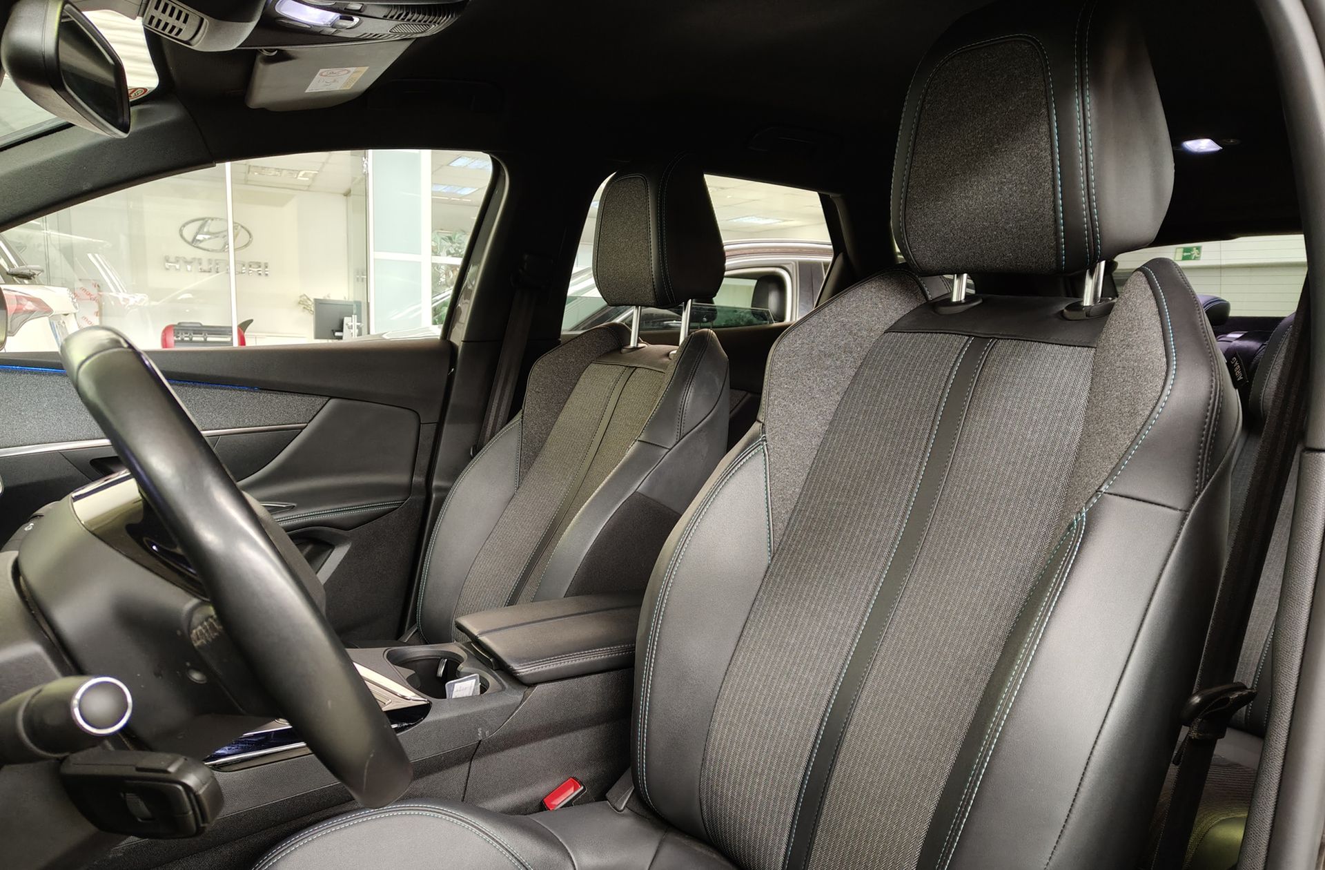 Peugeot 3008 PureTech 130 Allure Pack - foto 11