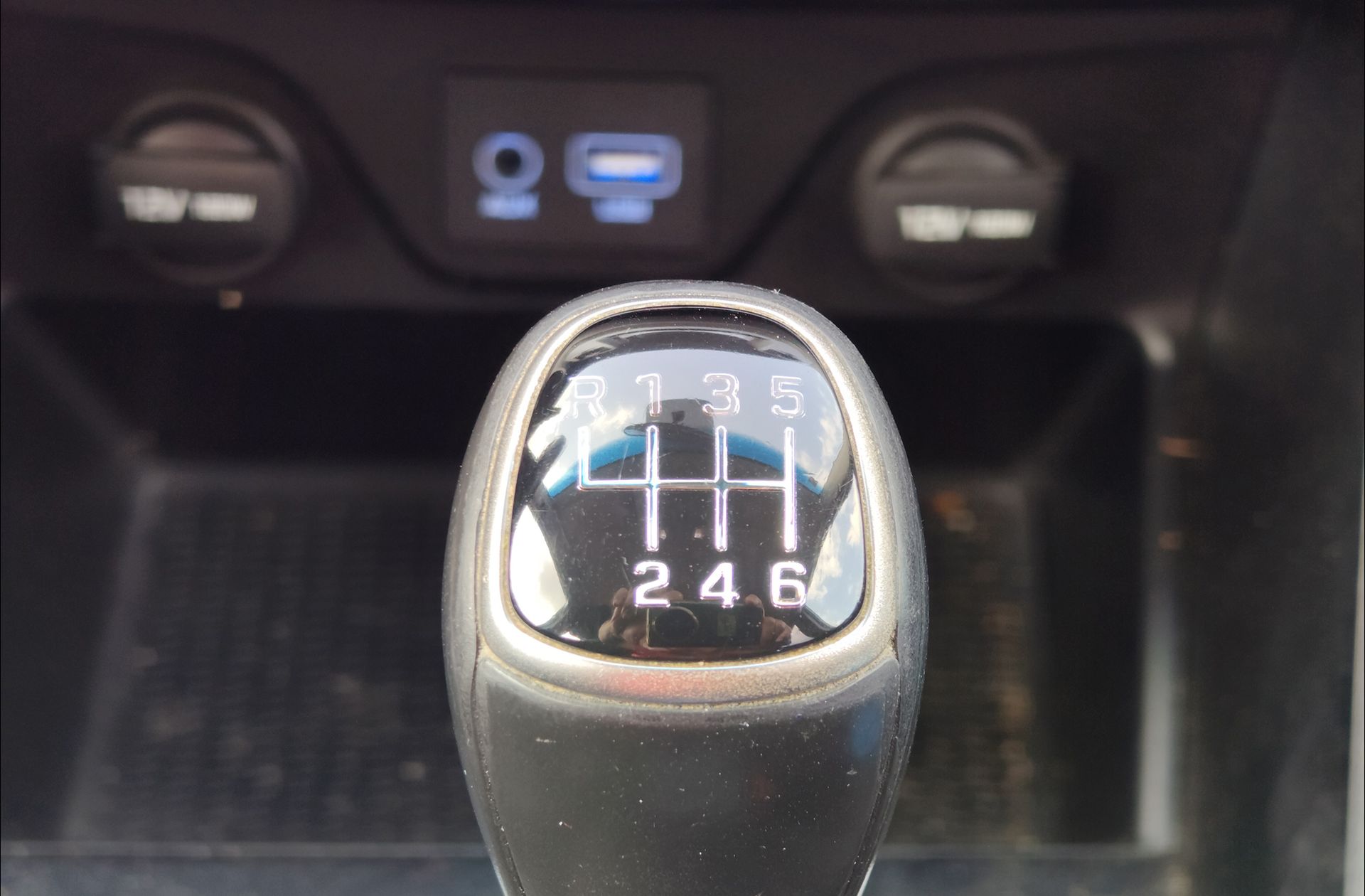 Hyundai Tucson 1.6 GDI BlueDrive Essence 4x2 - foto 5
