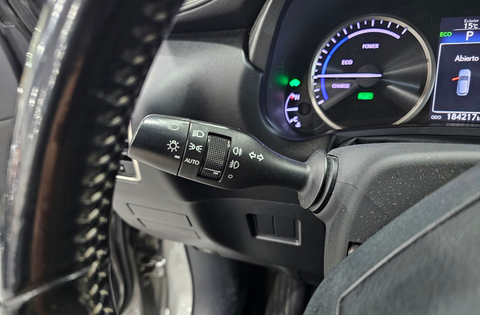 Lexus NX 300h Corporate 2WD - foto 27