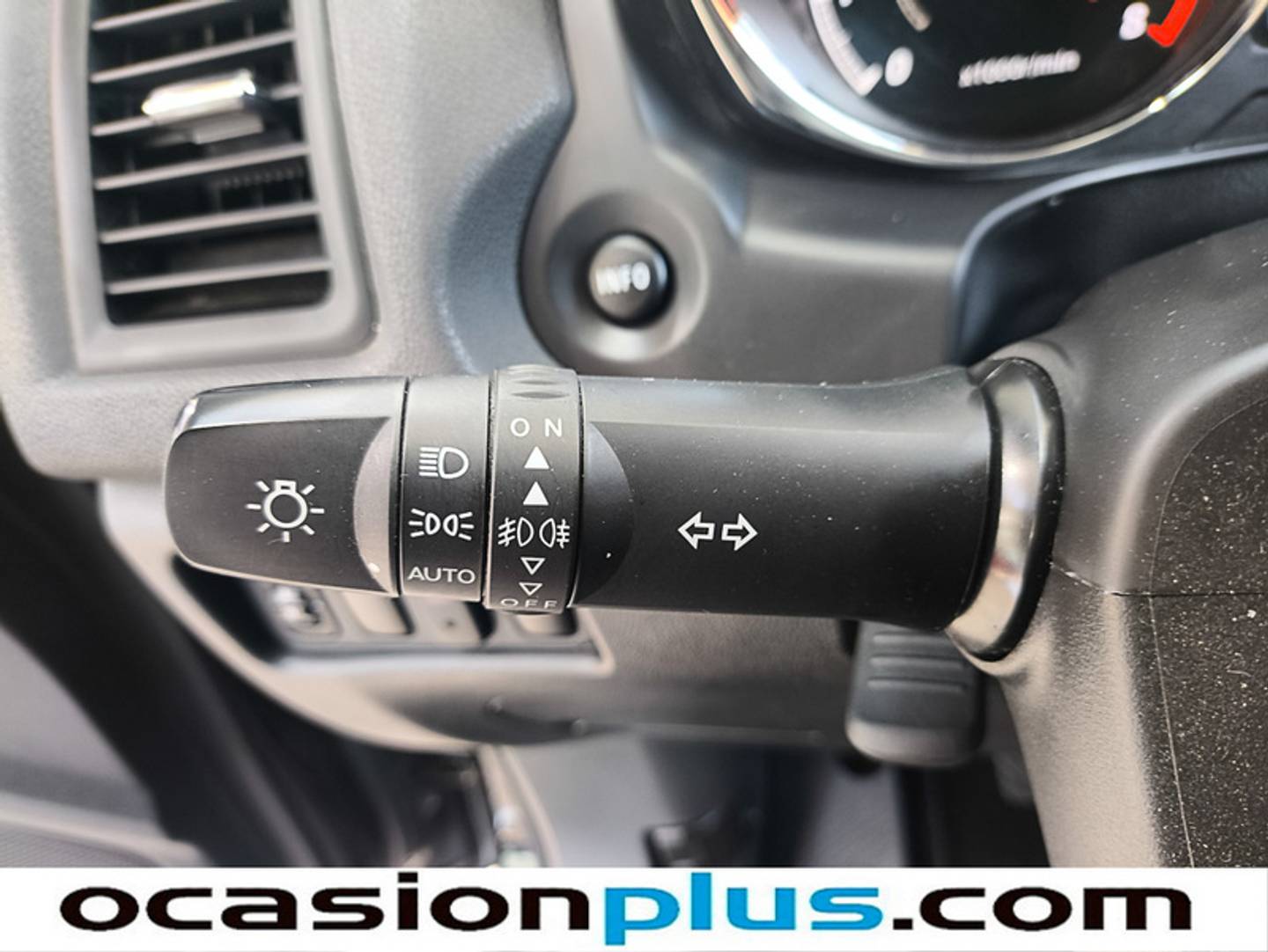 Foto Mitsubishi ASX Mitsubishi ASX 200 MPI Challenge (150 CV)