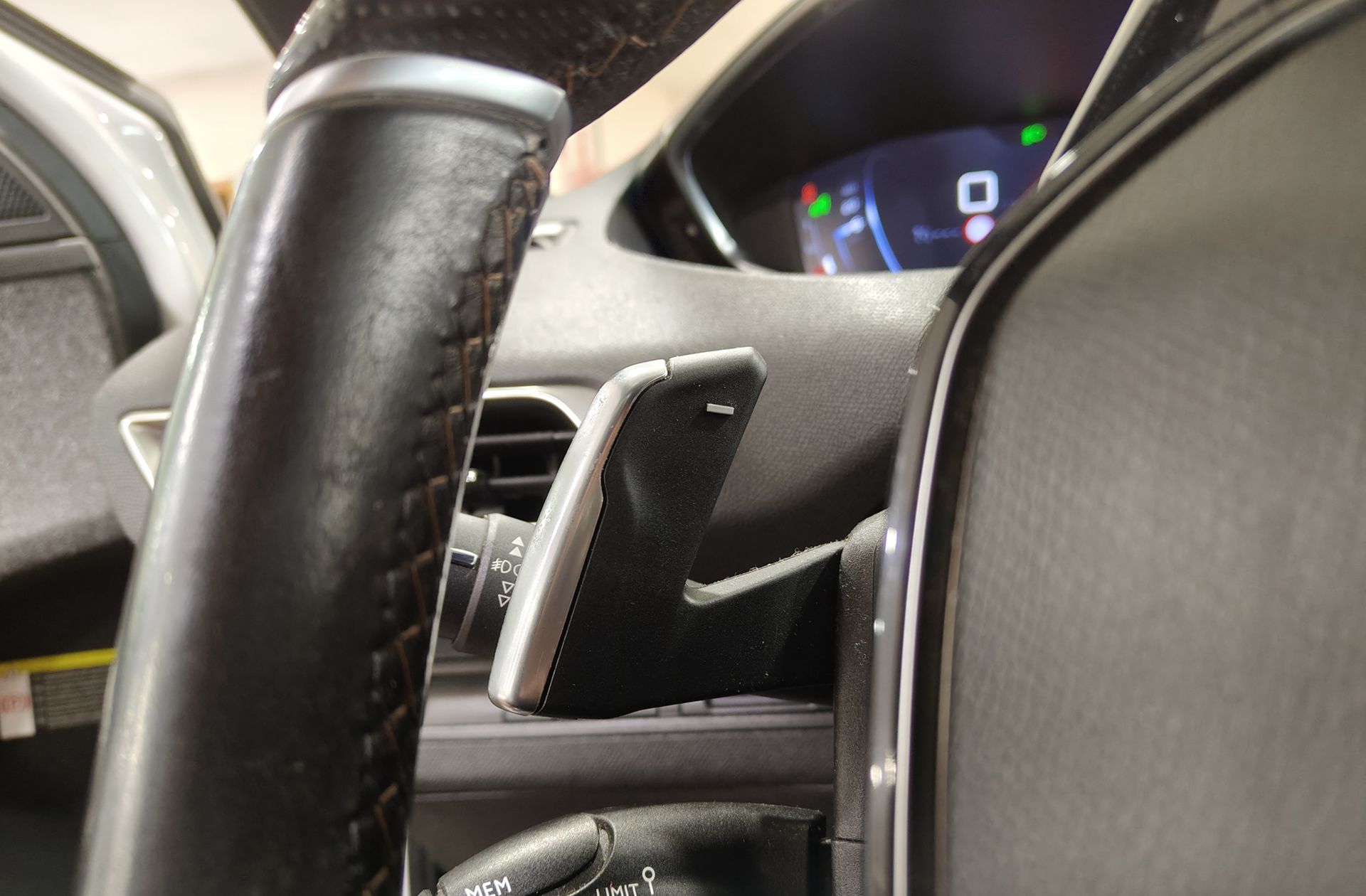 Peugeot 5008 PureTech 130 GT Line EAT8 7 plazas - foto 33
