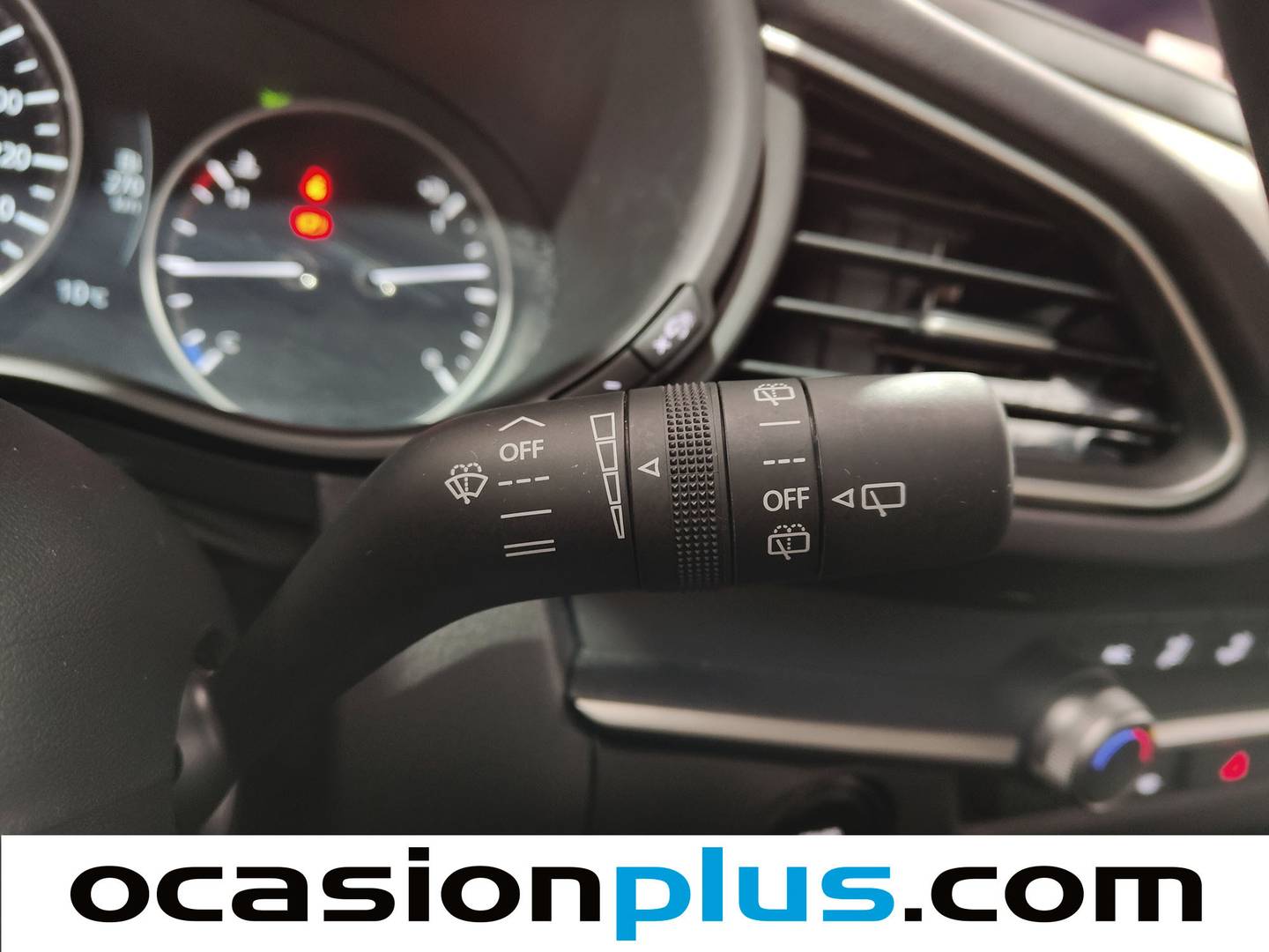 Foto Mazda CX-30 Mazda CX-30 e-SKY G MHEV Prime-line AT (140 CV)