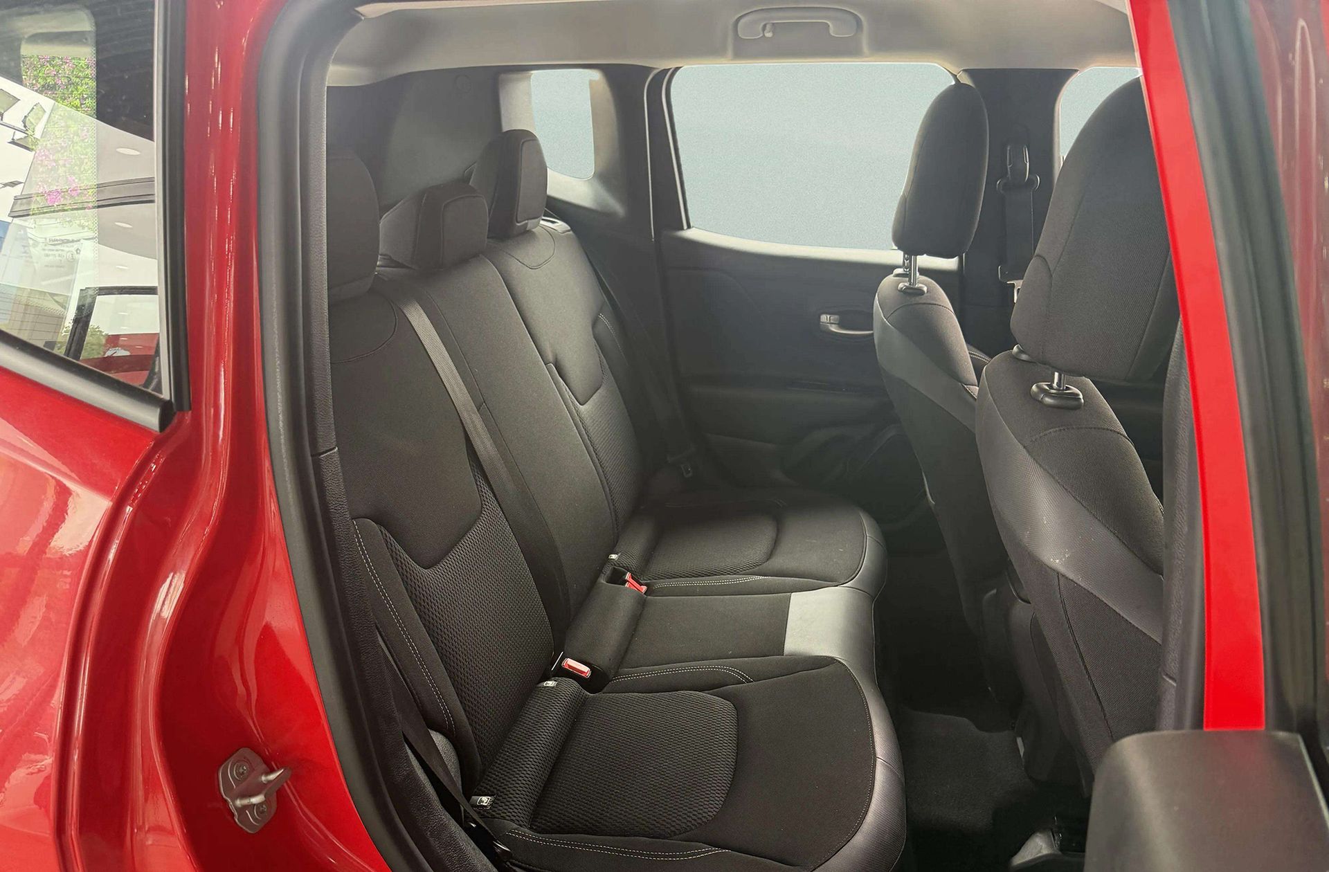 Jeep Renegade eHybrid Longitude ATX - foto 14