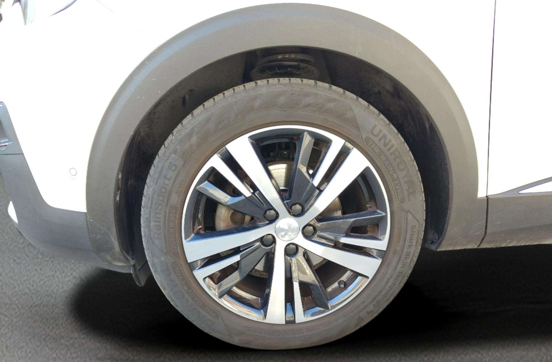 Peugeot 3008 BlueHDi 130 GT Line EAT8 - foto 44
